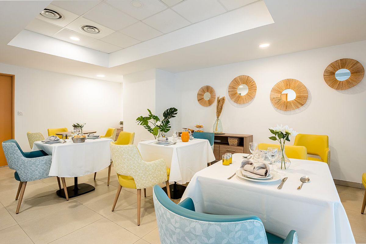 salle de restaurant moderne residence les terrasses de sainte marthe à marseille