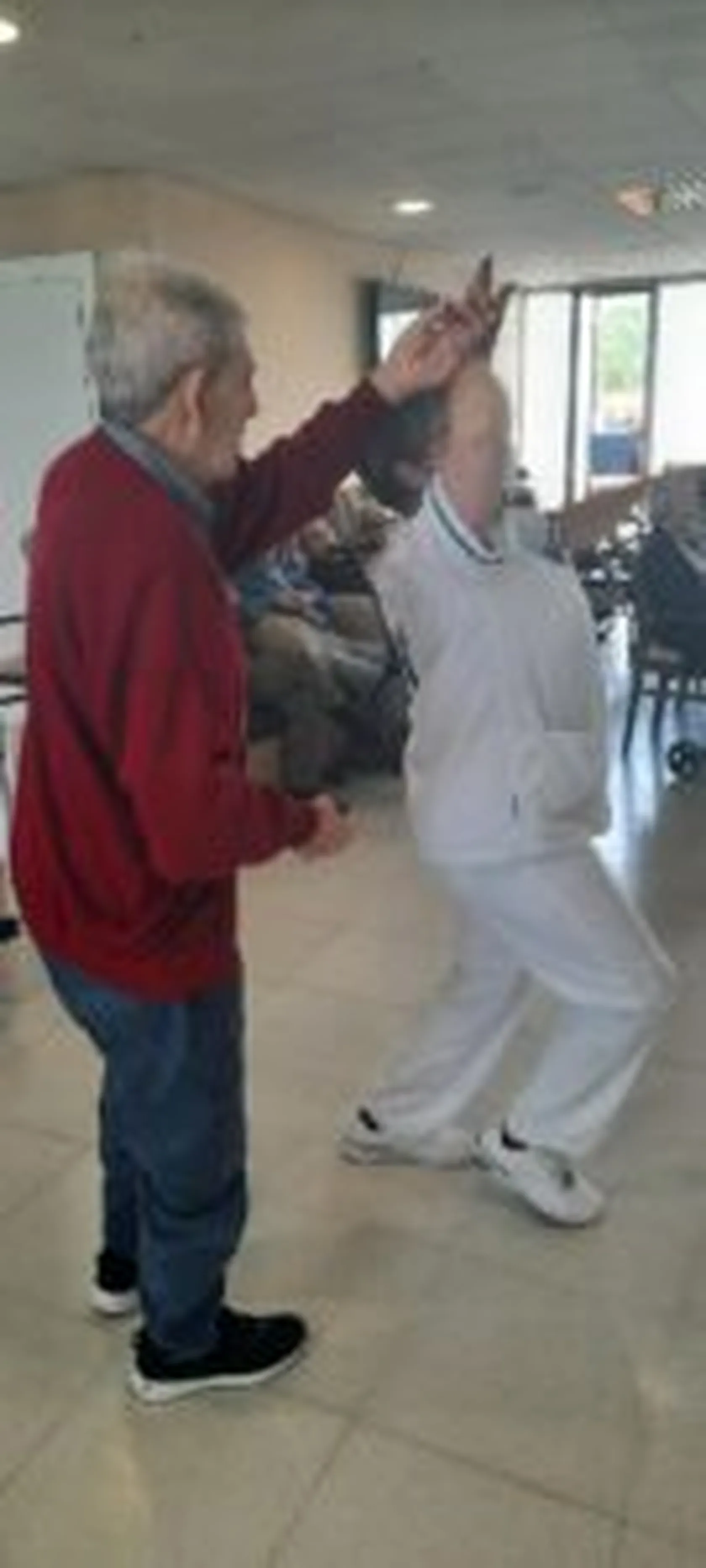 20230428_170303-1-135x300.jpg