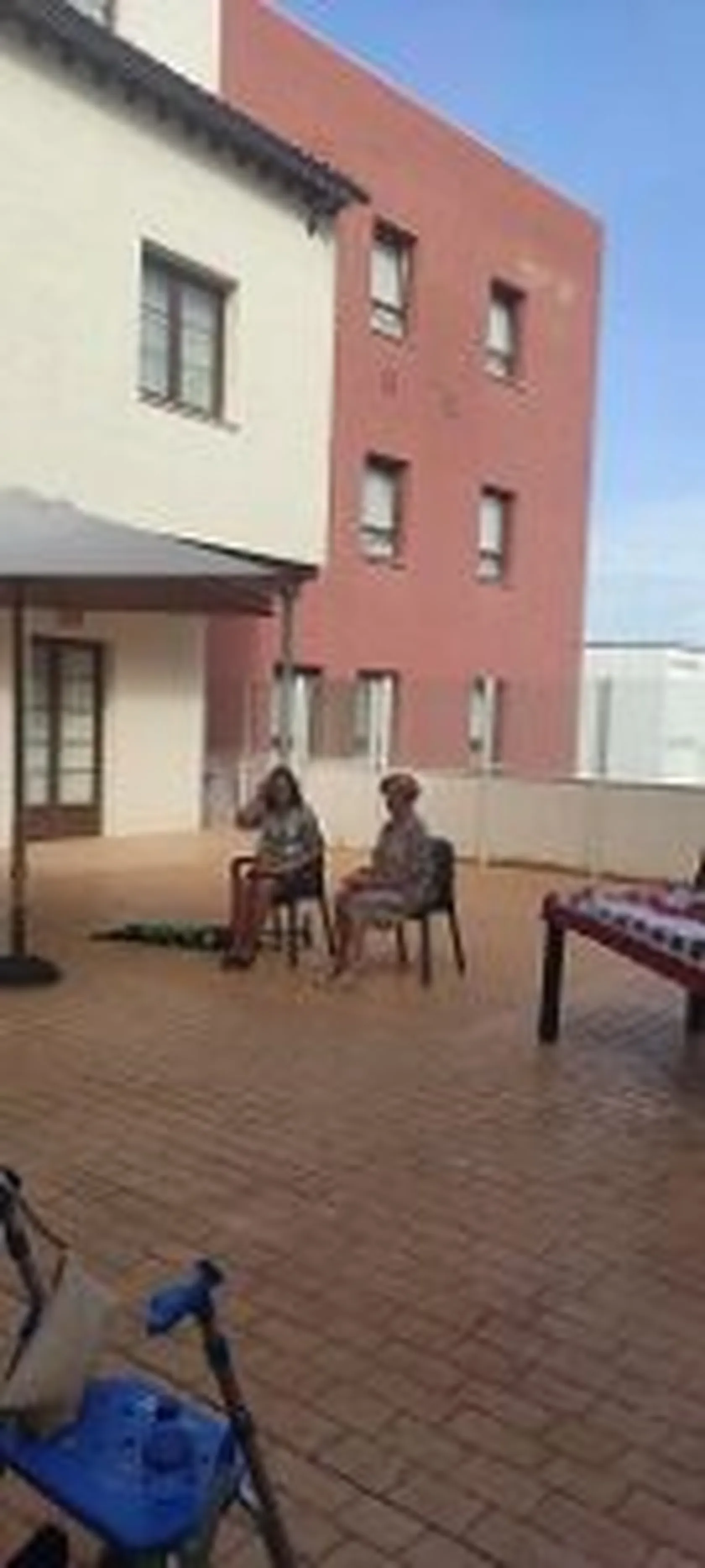 TEATRO-5-135x300.jpg