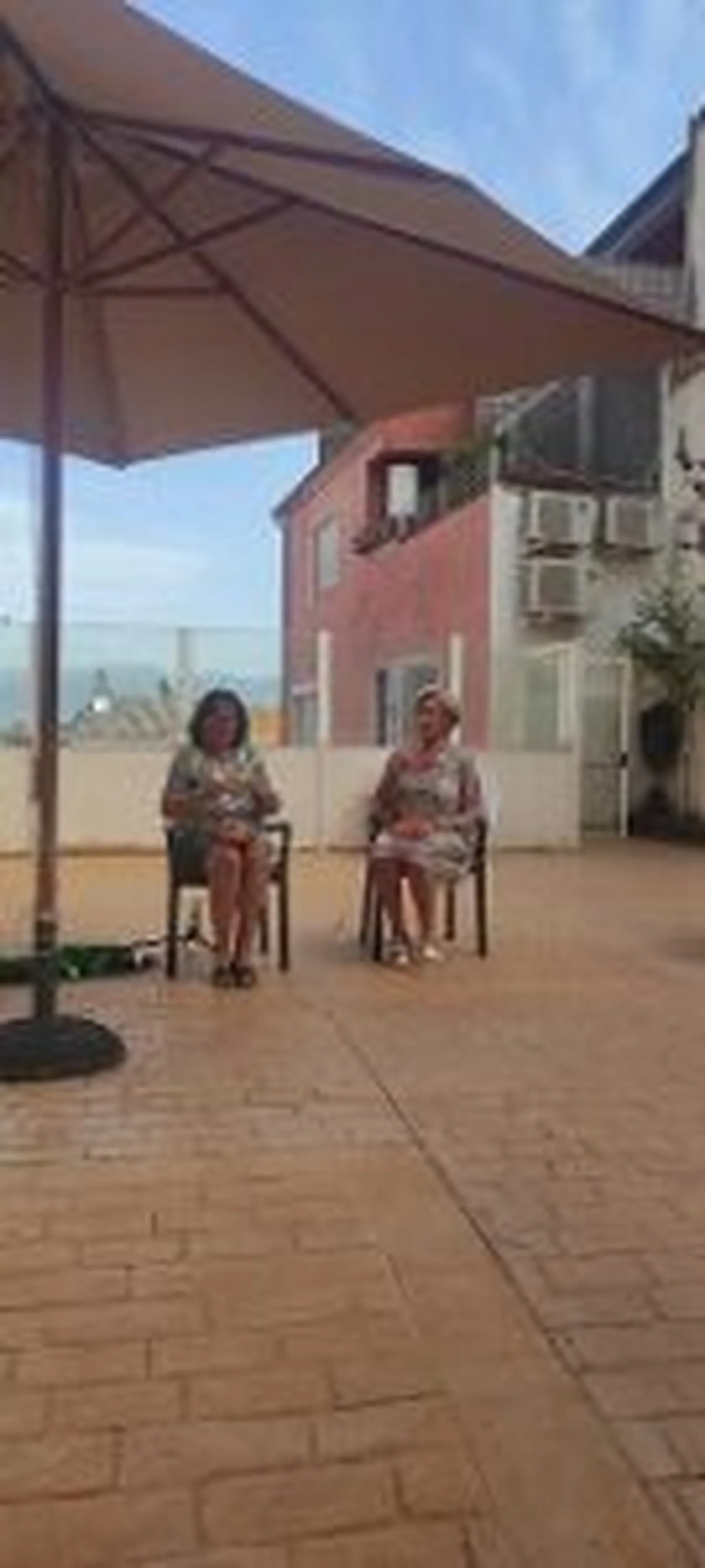 TEATRO-4-135x300.jpg