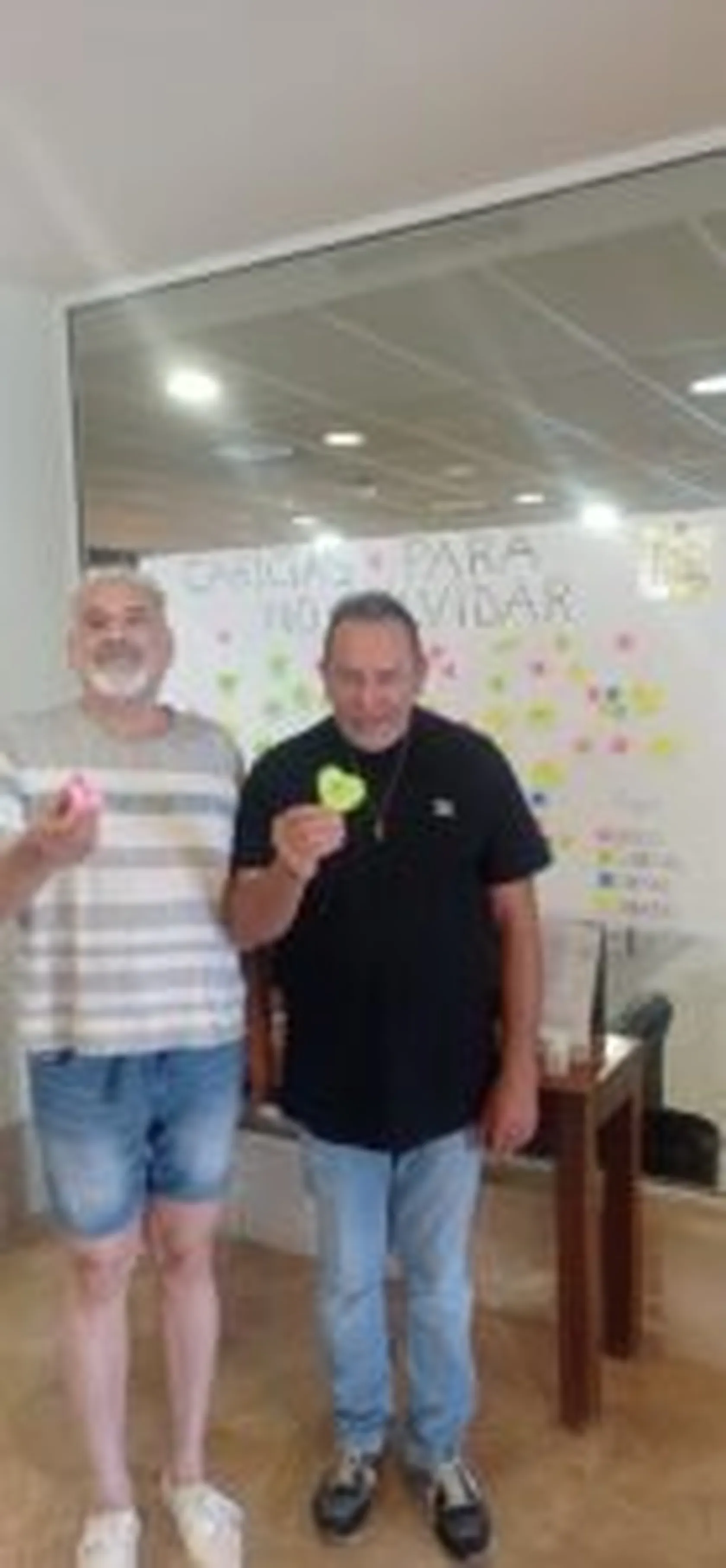 CARICIAS-3-139x300.jpg