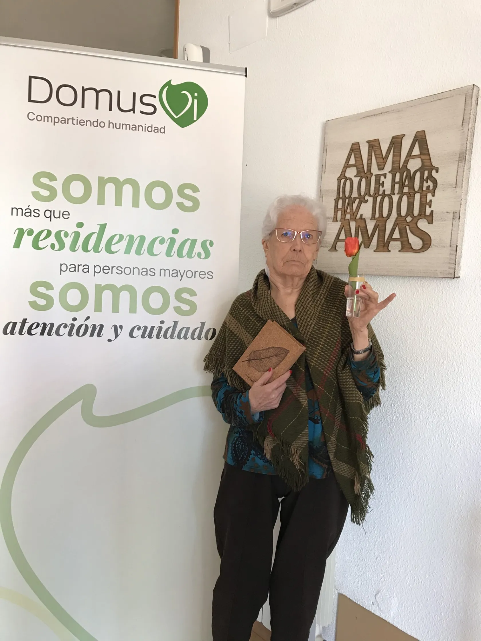 24042024124219SSSdia del libro margarita.jpg