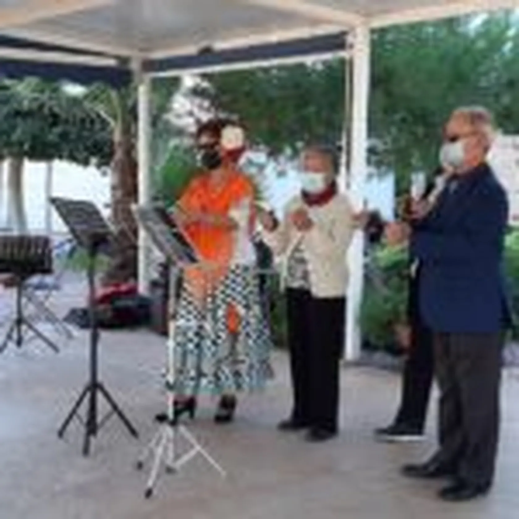 Actuacion-musical-DomusVi-Babel-1-150x150.jpg