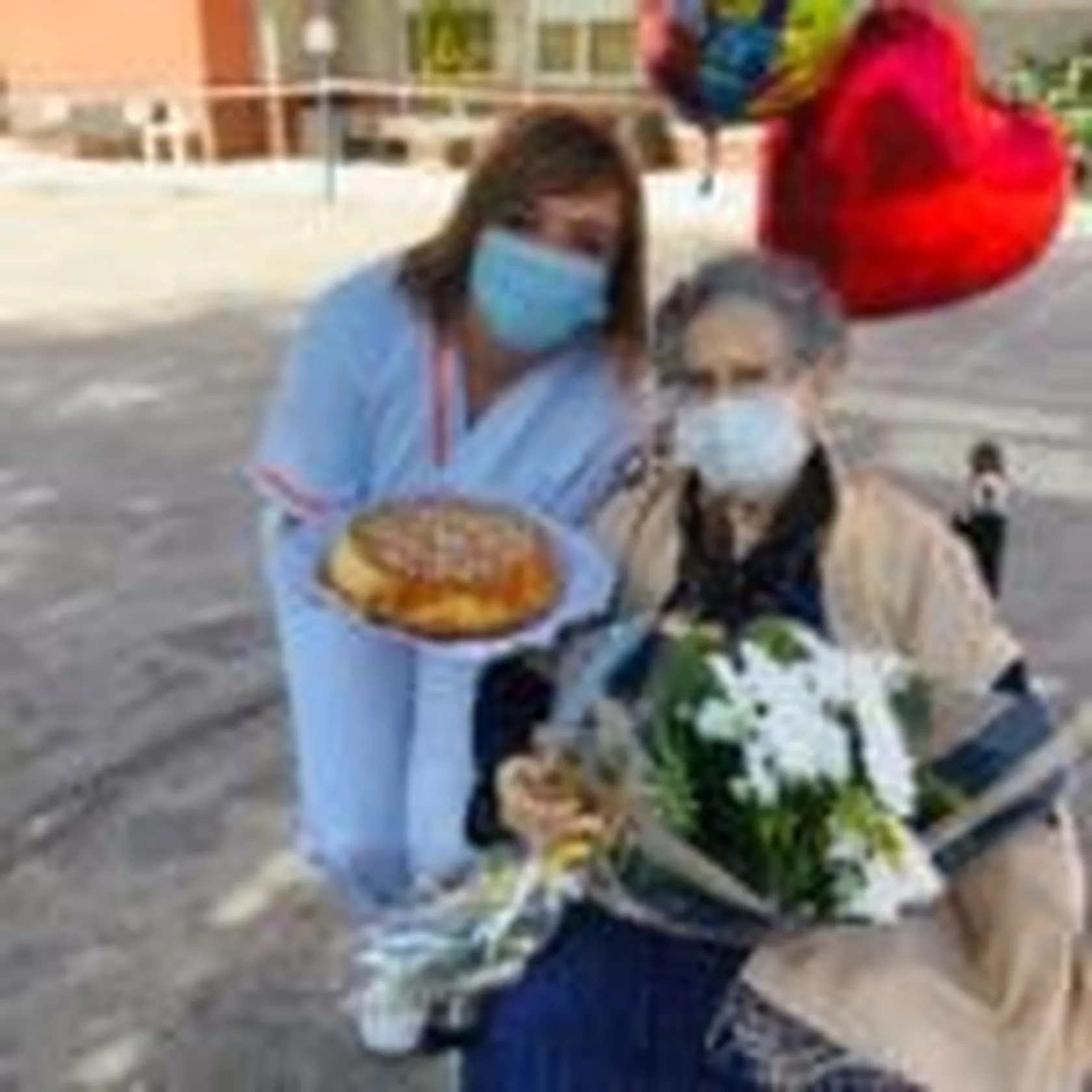 DomusVi-iValdemoro-cumpleaños-residente-99-4-150x150.jpeg