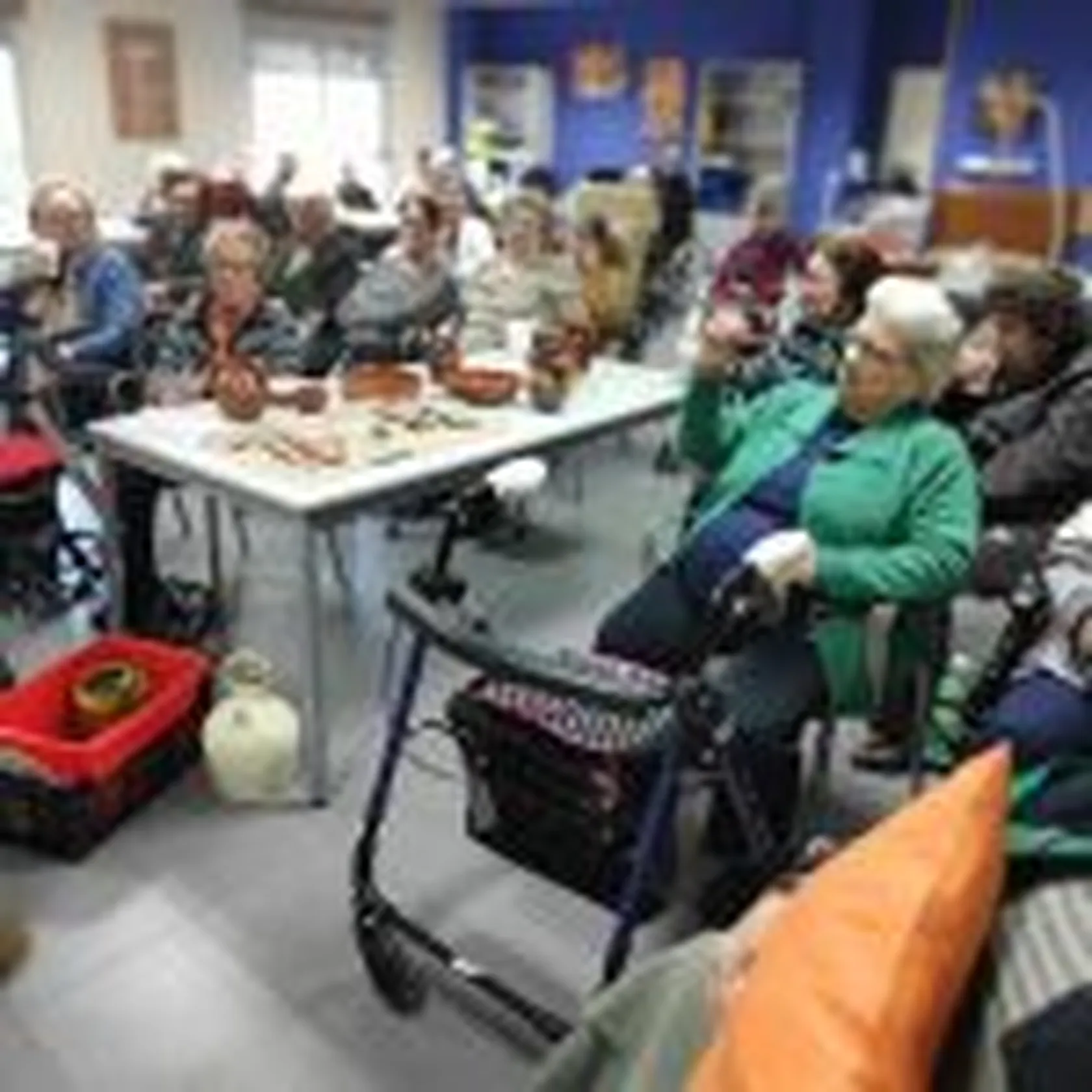 DomusVi-Valdemoro-charla-con-p-de-puchero-4-150x150.jpeg
