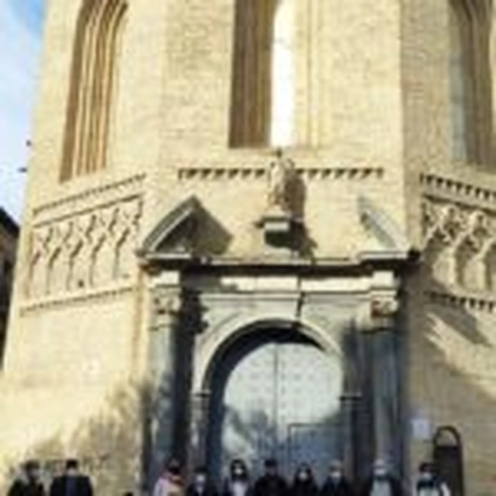 puerta-principal-150x150.jpg