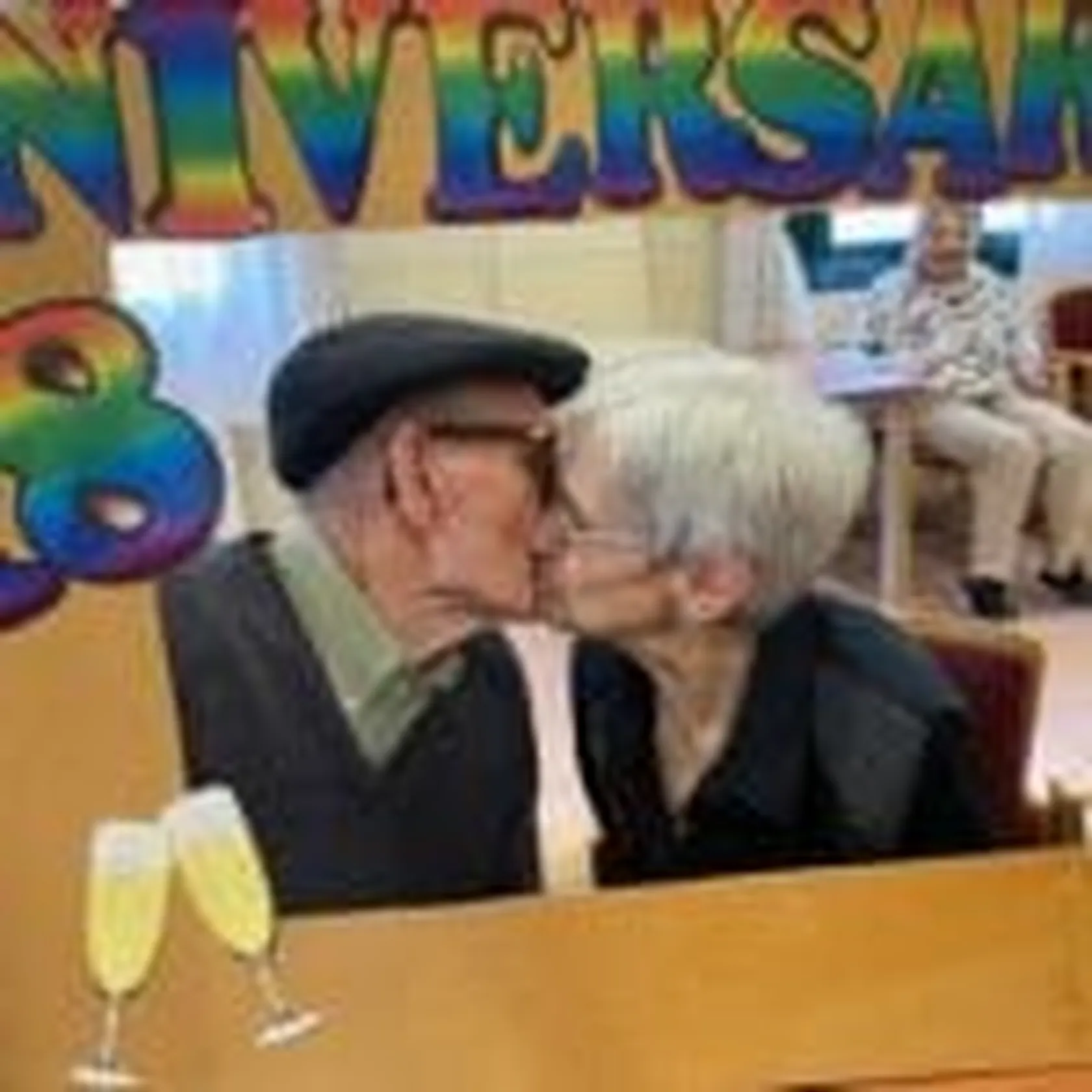 BESO-MATRIMONIO-150x150.jpg