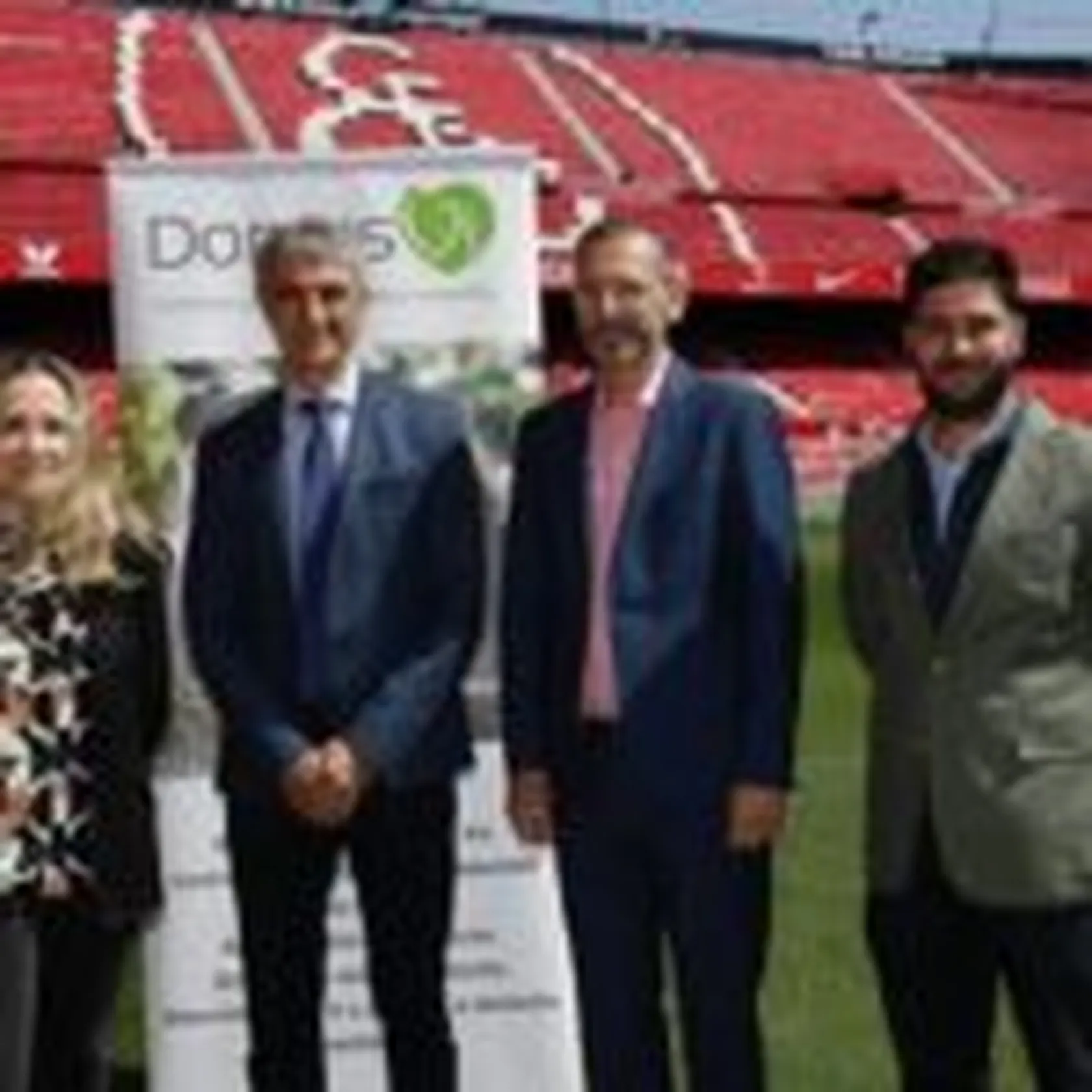 Firma-convenio-Sevilla-FC-y-DomusVi-Alcala-Guadaira-150x150.jpg