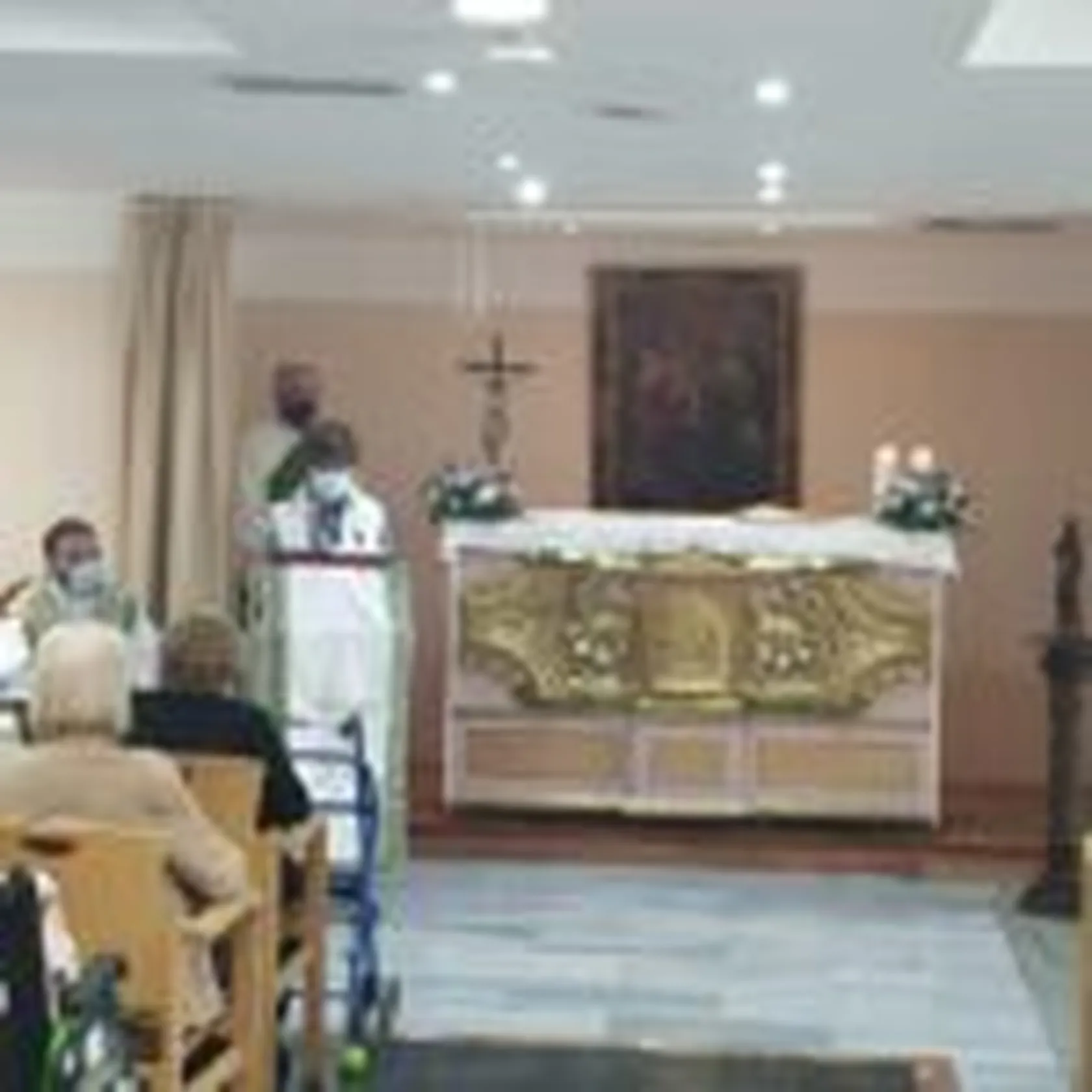 DomusVi-Tres-Cantos-Renovacion-misa-4-150x150.jpg