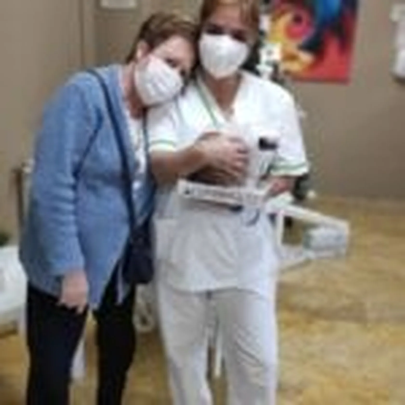 DomusVi-Valdemoro-regalo-de-residente-a-trabajadores-3-150x150.jpeg