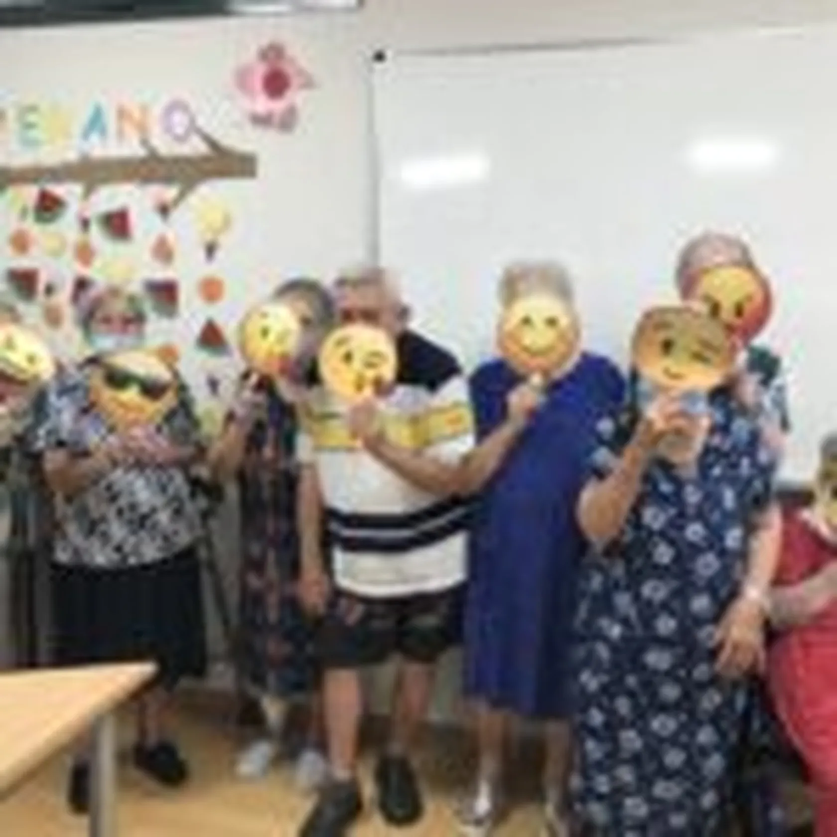 DIA-DEL-EMOJI-DOMUS-VI-QUIJORNA-4-150x150.jpg