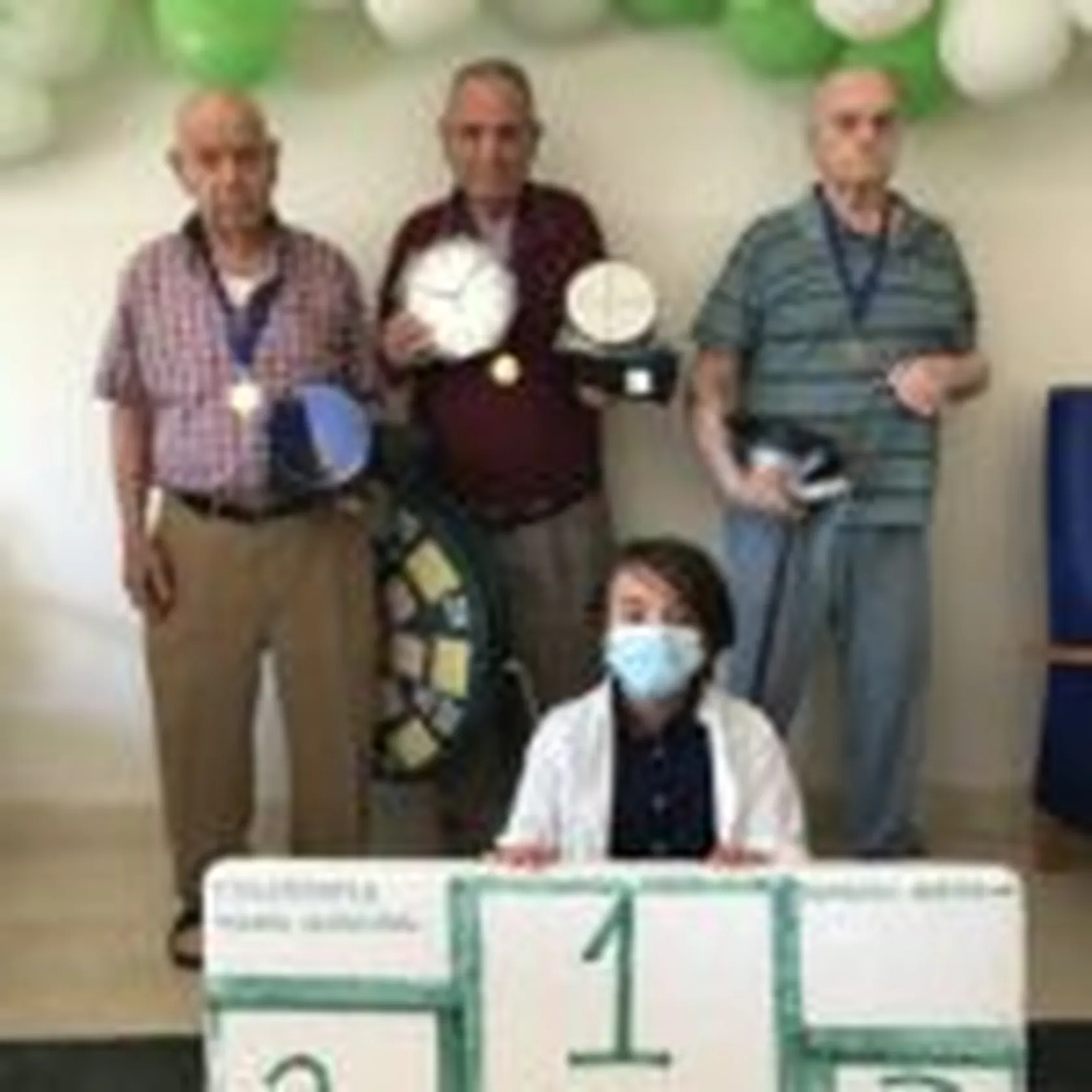 DOMUS-VI-QUIJORNA-DIA-ABUELOLIMPIADAS-1-150x150.jpg