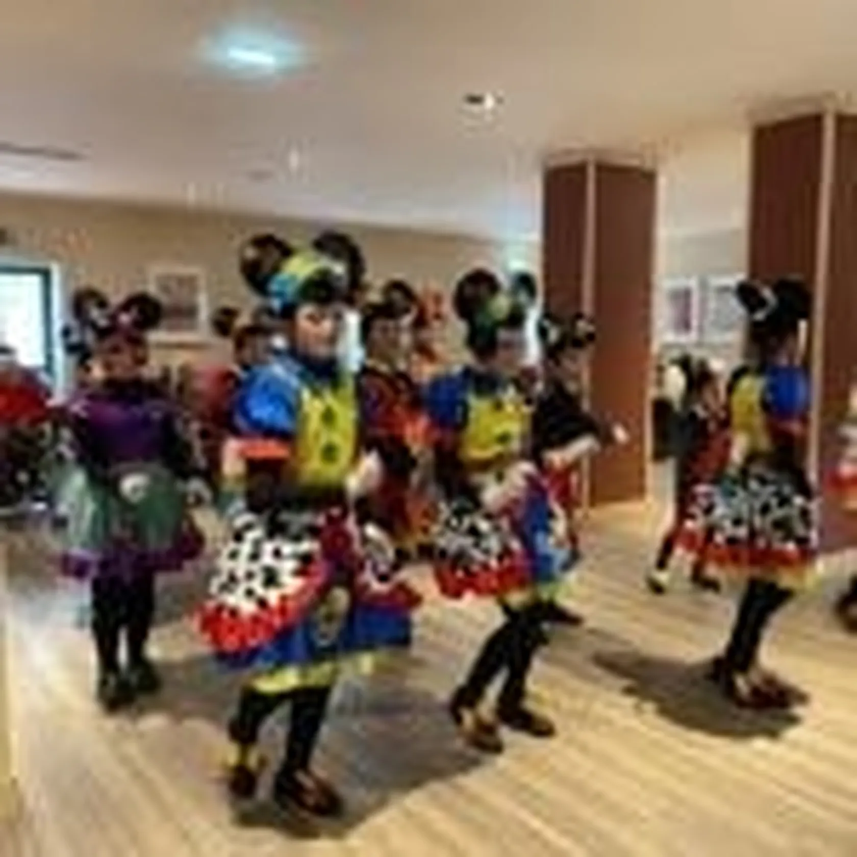 BAILANDO-3-compr-150x150.jpg