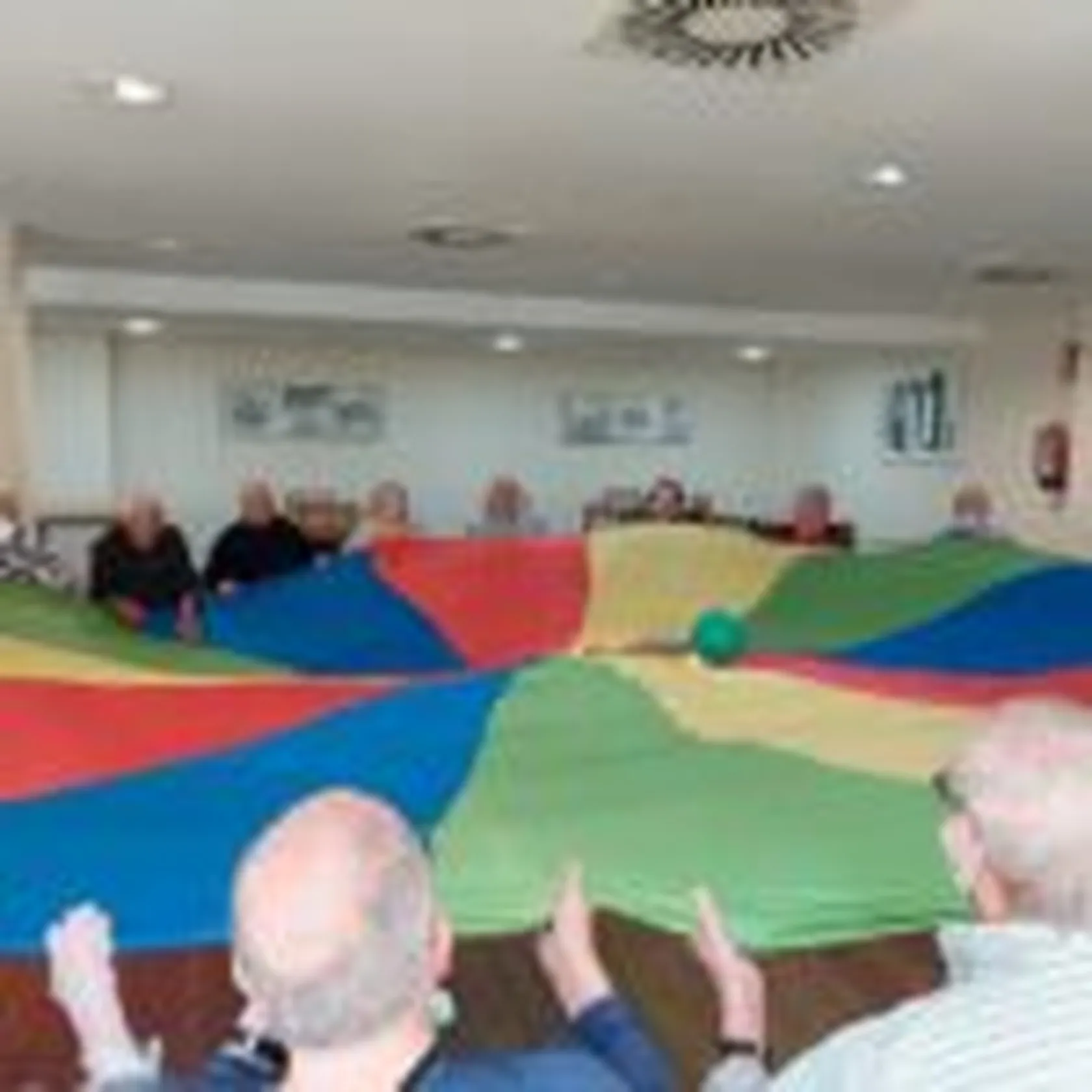 Gimnasia-en-DomusVi-Babel-2-150x150.jpg