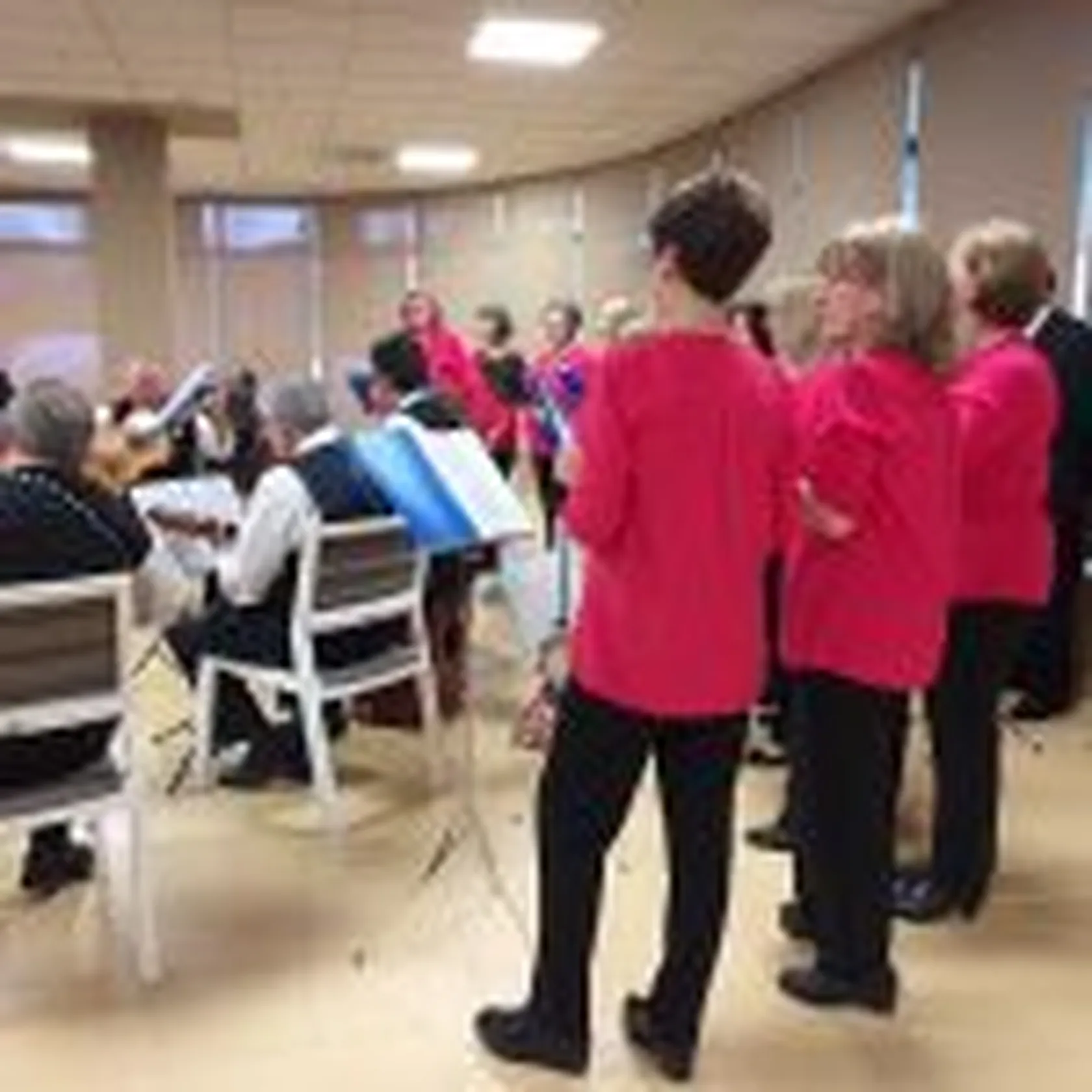 DomusVi-Valdemoro-coro-Valsextrema-5-150x150.jpg