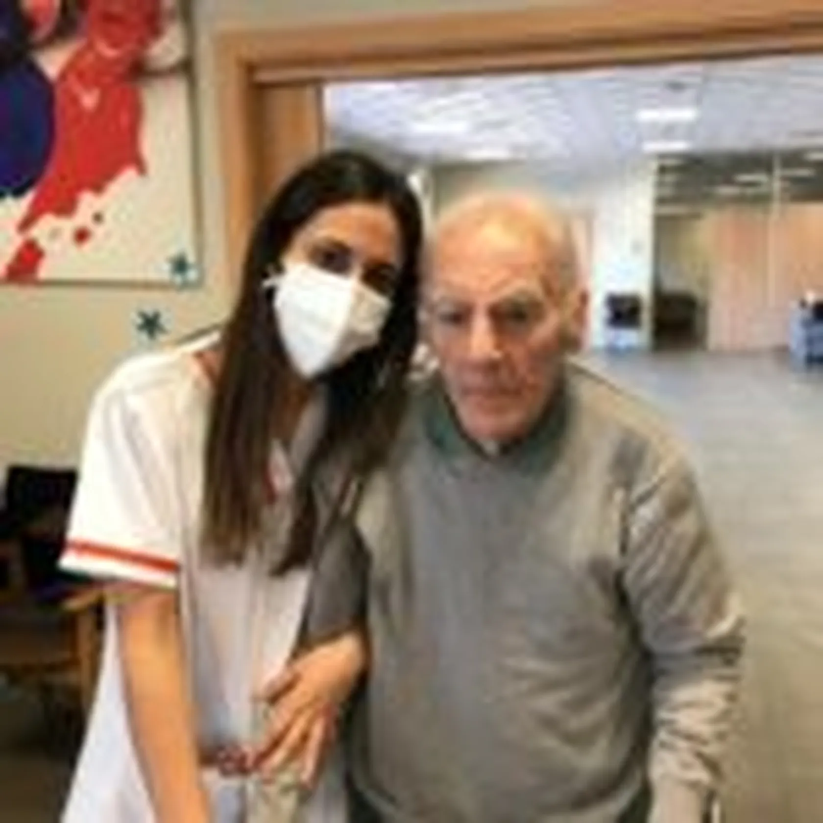 Fisioterapia-y-carino-DomusVi-Alcala-de-Guadaira-150x150.jpg