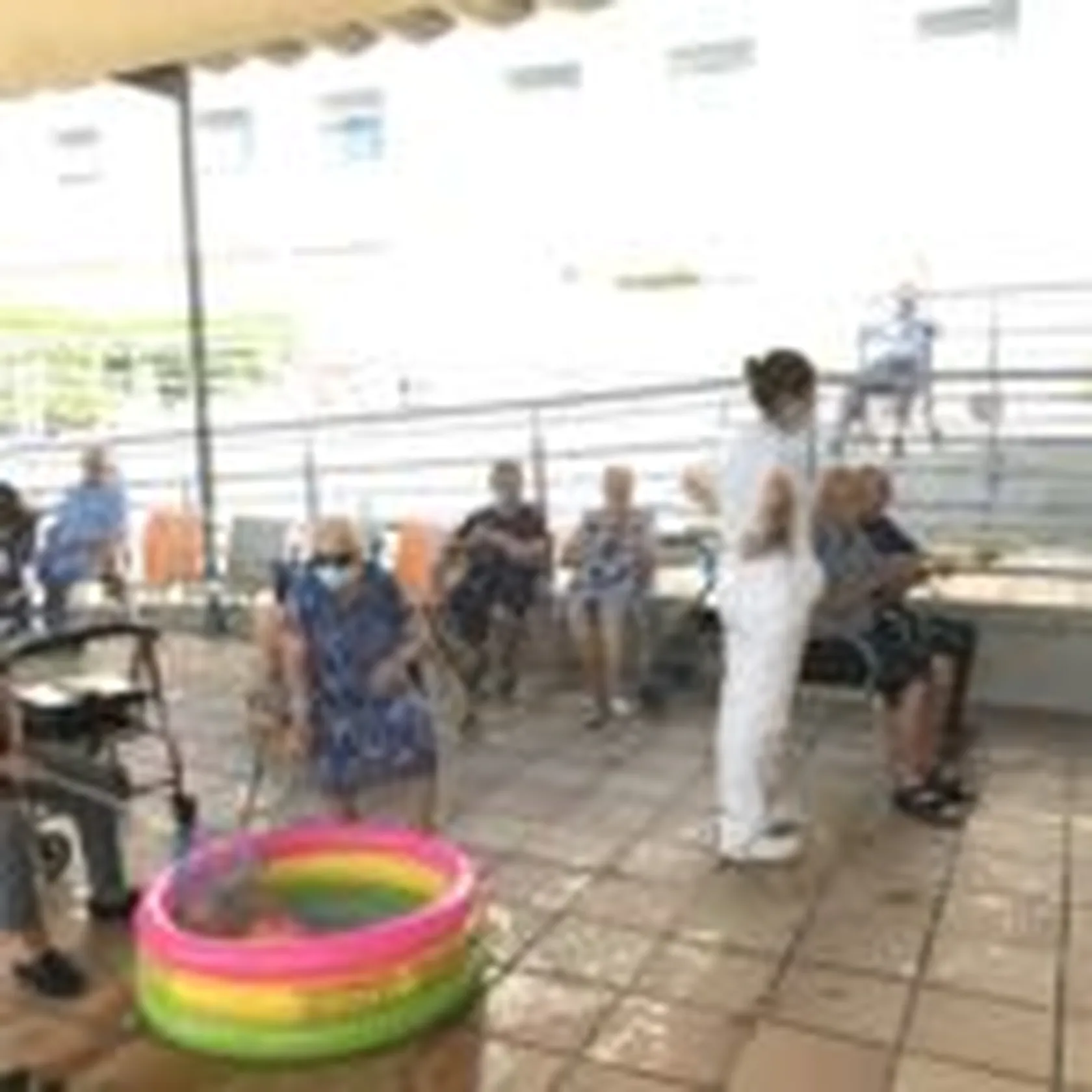 DOMUS-VI-QUIJORNA-DIA-ABUELOLIMPIADAS-4-1-150x150.jpg