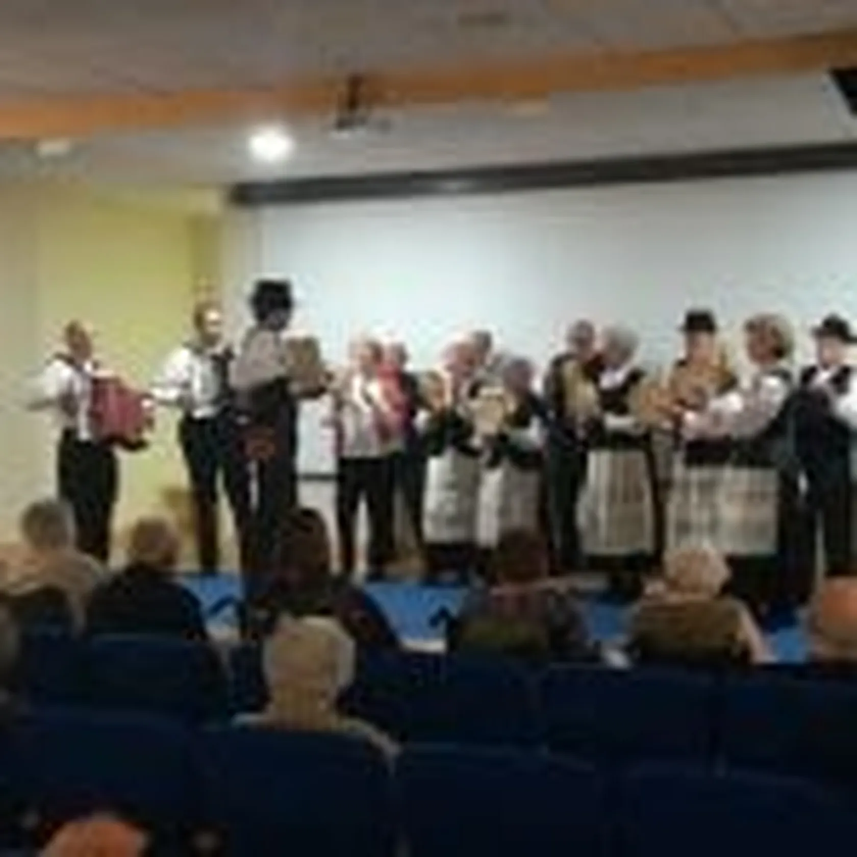 COSTUMES-DE-BERGONDO-ABRIL-MATOGRANDE-1-150x150.jpg