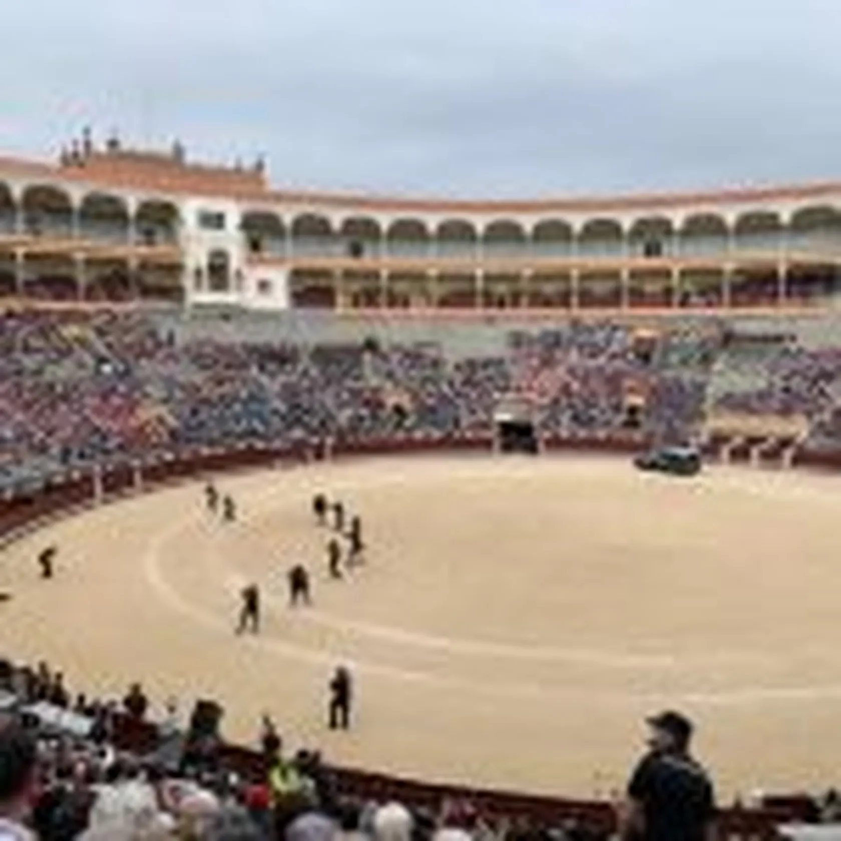 Salida-espectáculo-policía-en-Ventas-4-150x150.jpg