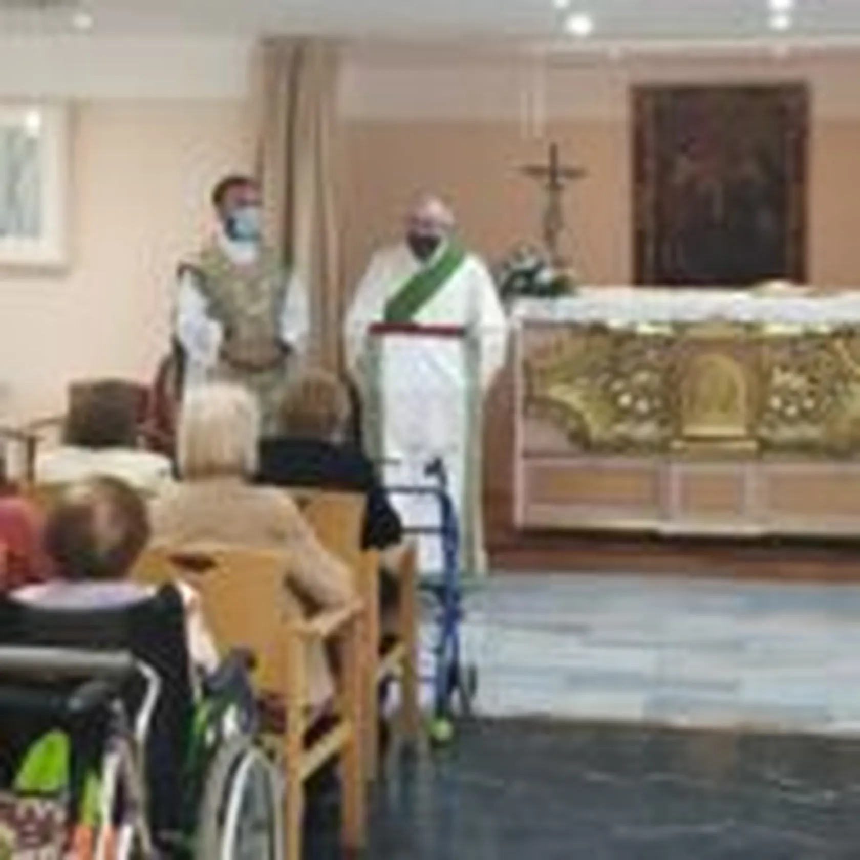 DomusVi-Tres-Cantos-Renovacion-misa-5-150x150.jpg