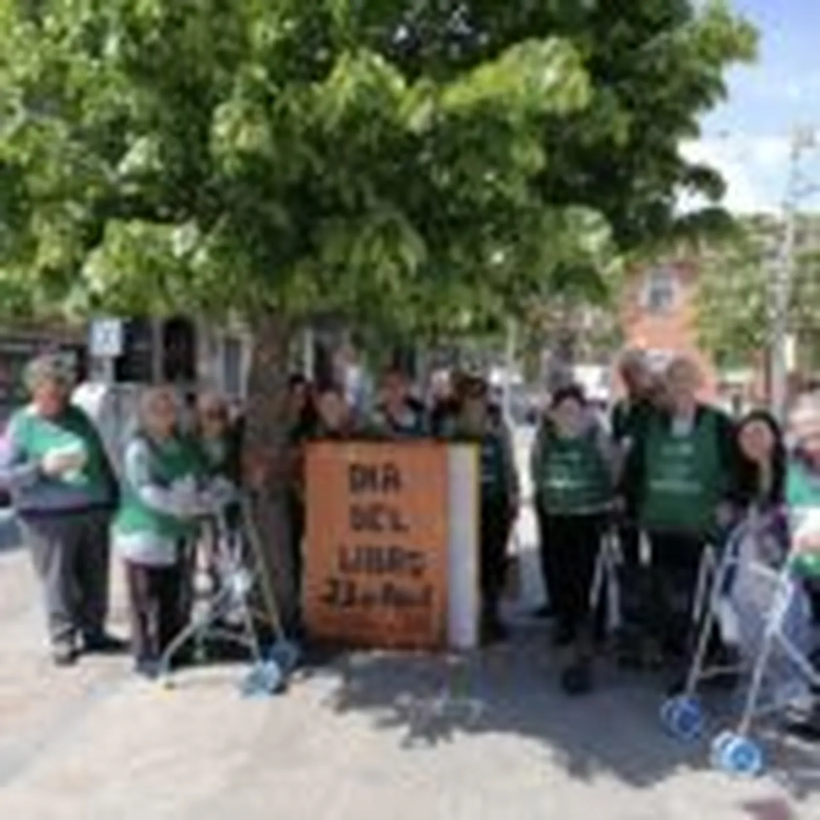 1983D569-8B16-4117-8CD1-B10DE03CC781-150x150.jpeg