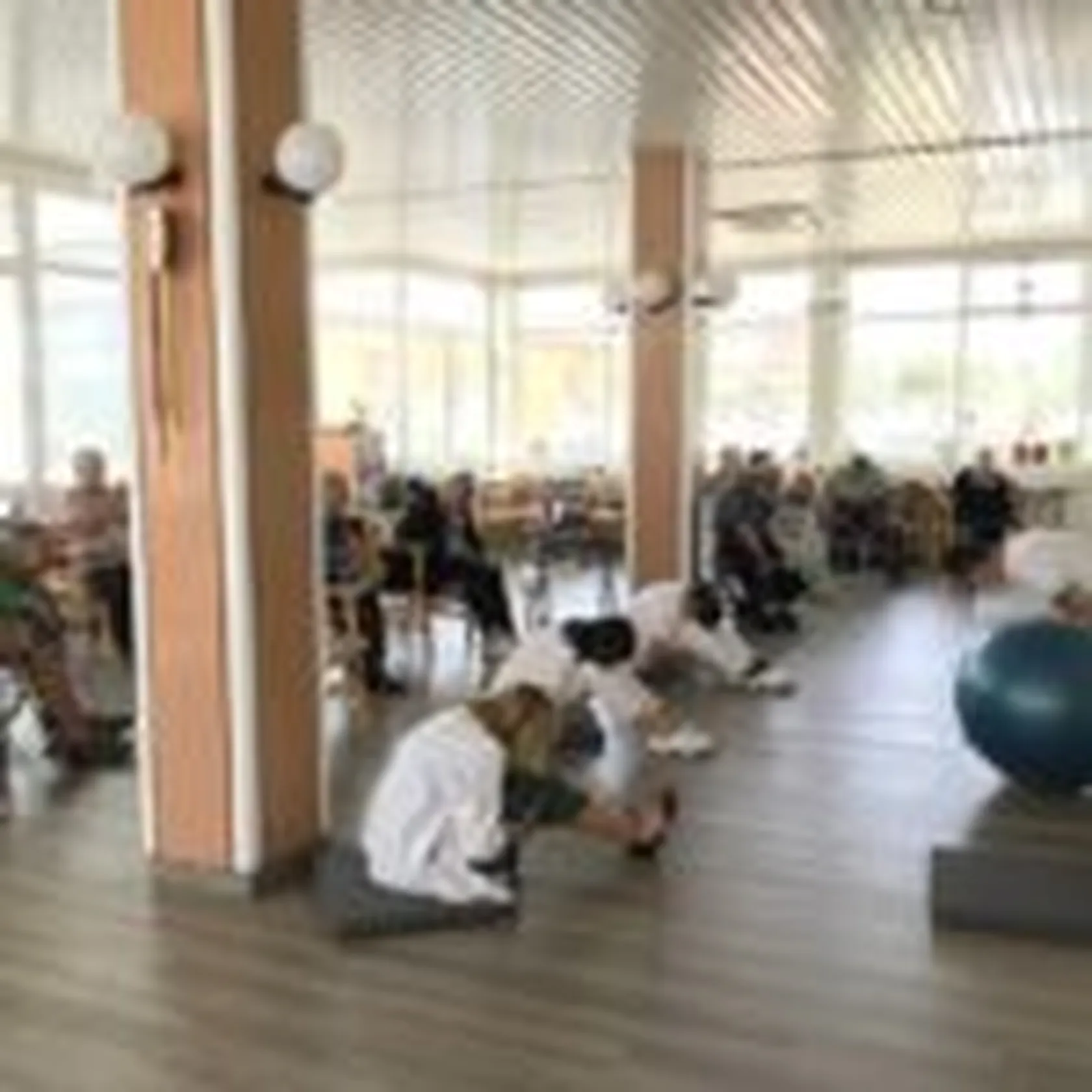SA-yoga-1-150x150.jpg