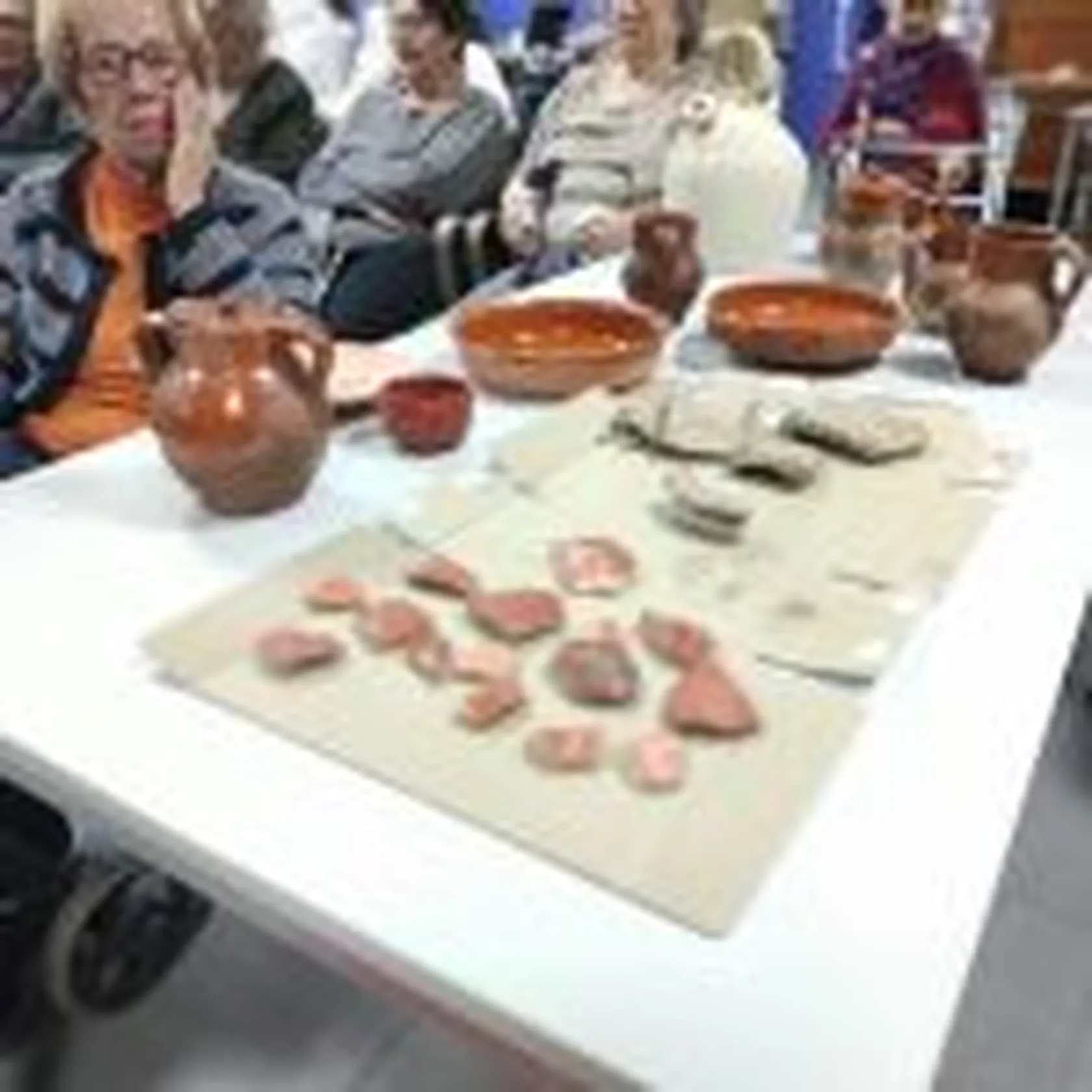DomusVi-Valdemoro-charla-con-p-de-puchero-3-150x150.jpeg