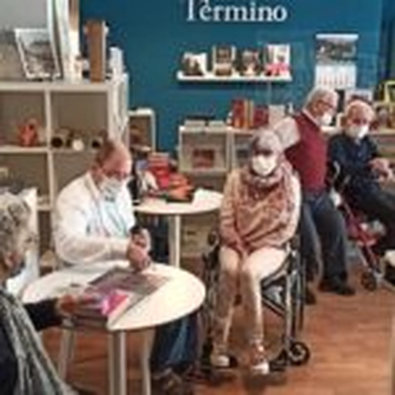 Entre-libros-DomusVi-Alcala-de-Guadaira-150x150.jpg