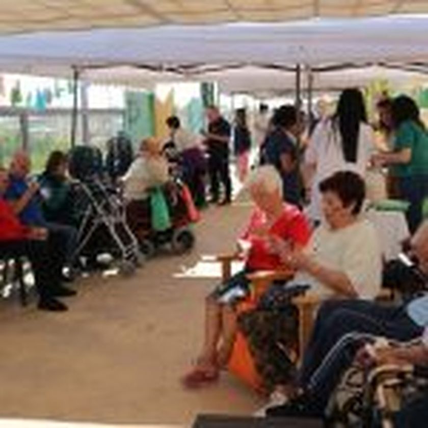 DÍA-DEL-FAMILIAR-DOMUSVI-SANTA-POLA-2019-1-150x150.jpg