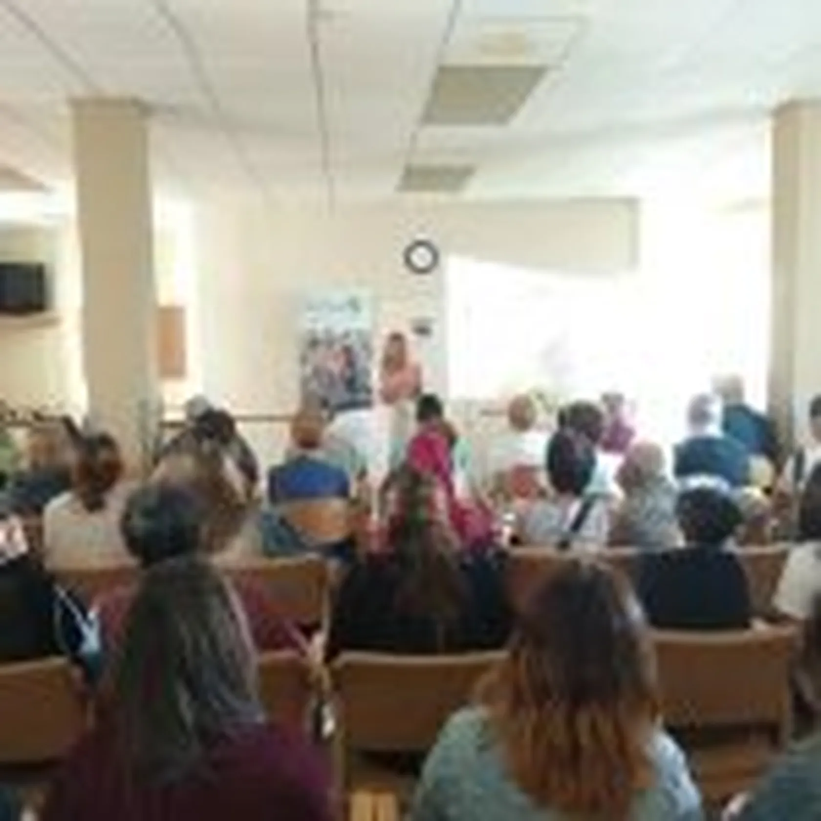 charla-1-150x150.jpg