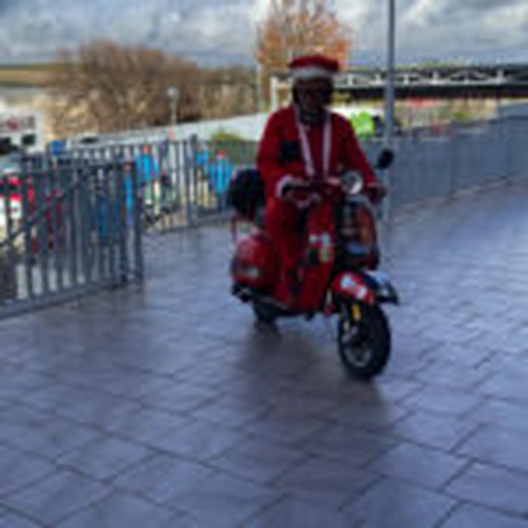 motos-2-150x150.jpg