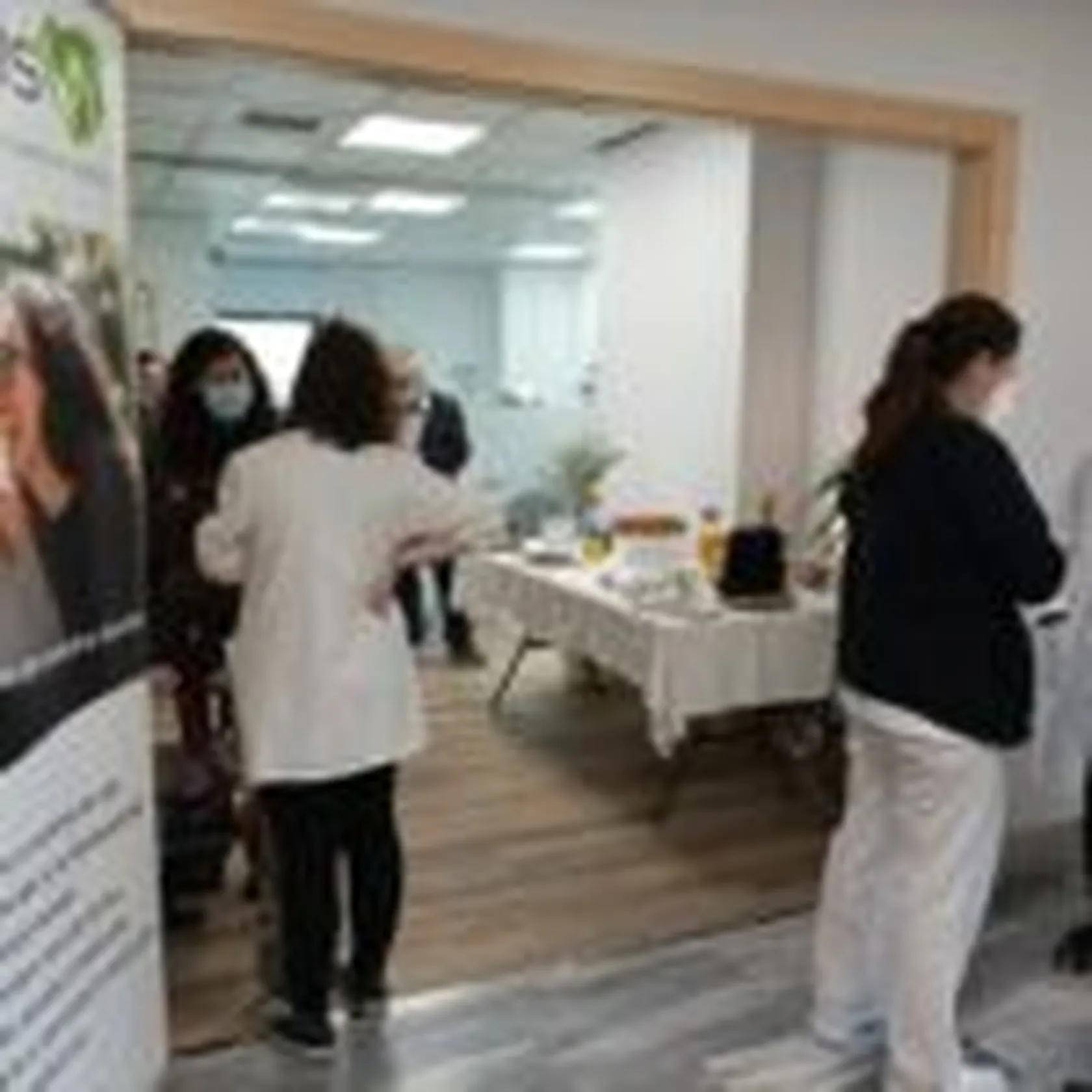 DomusVi-Valdemoro-inauguracion-nueva-peluqueria-6-150x150.jpg