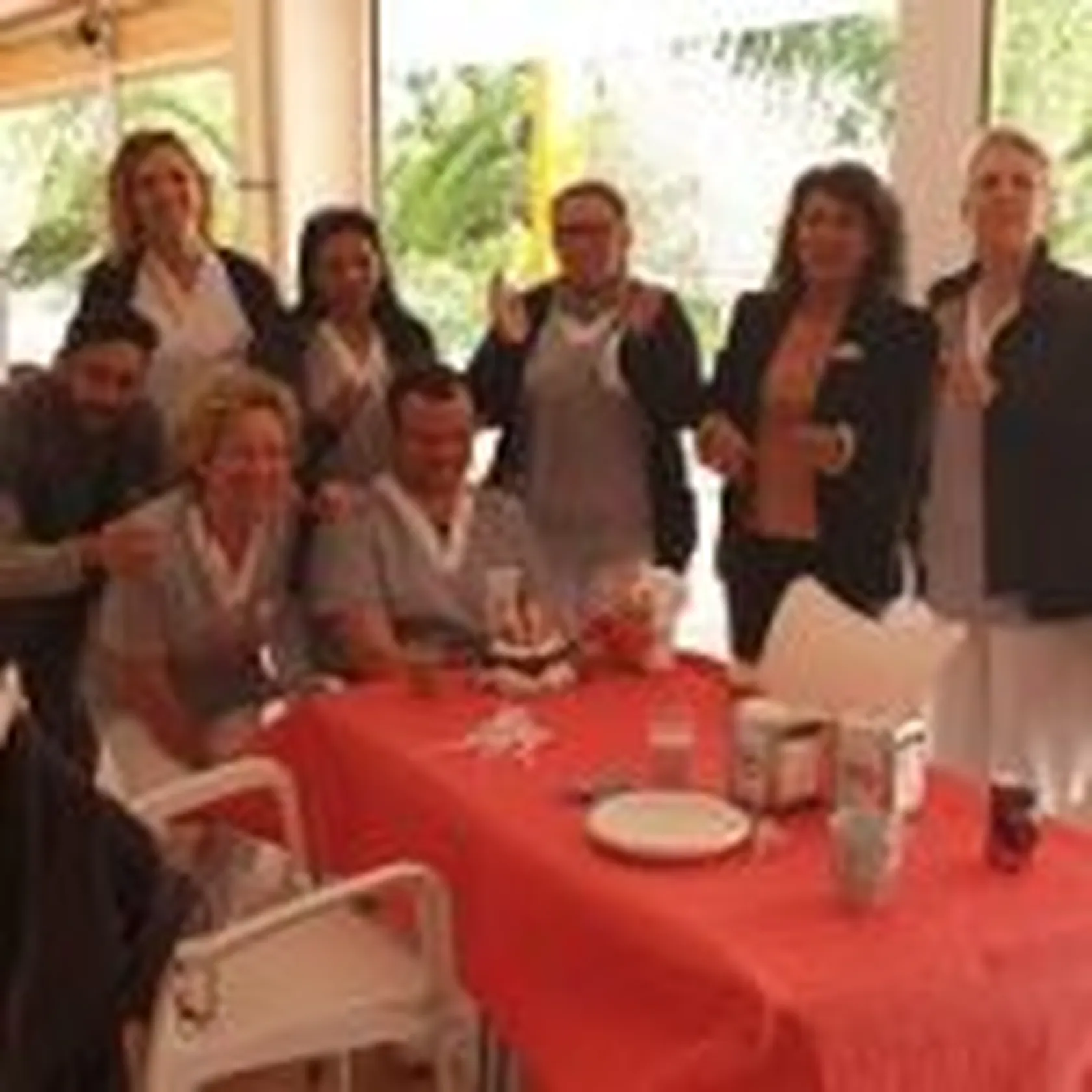 Cumple-trabajador-en-DomusVi-Alcalá-de-Guadaíra-150x150.jpg
