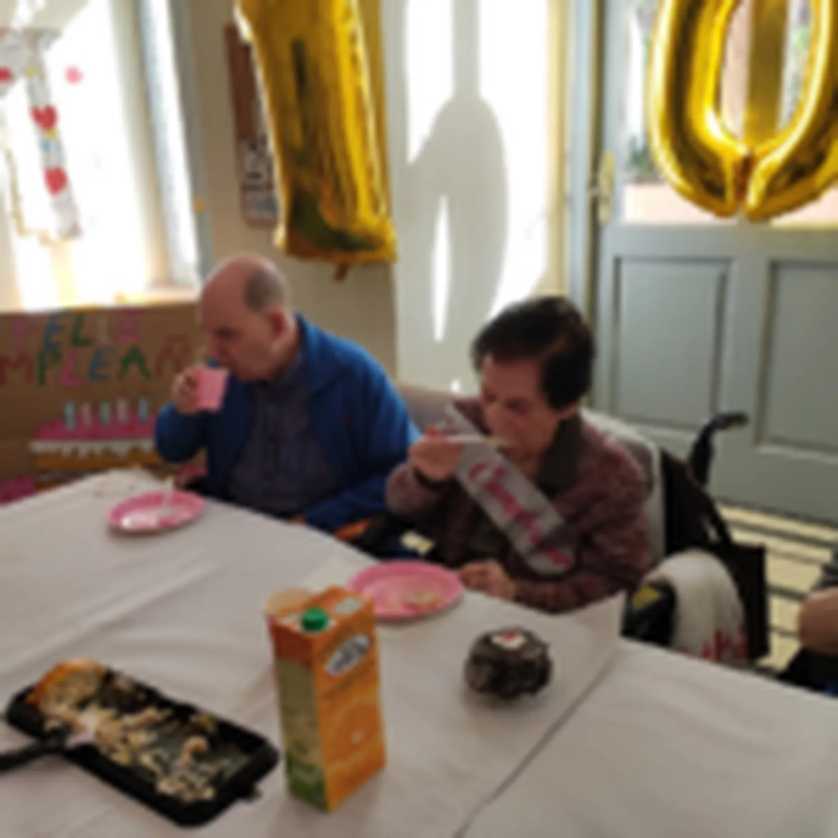 cumpleanos-DomusVi-100-anos-3-150x150.png