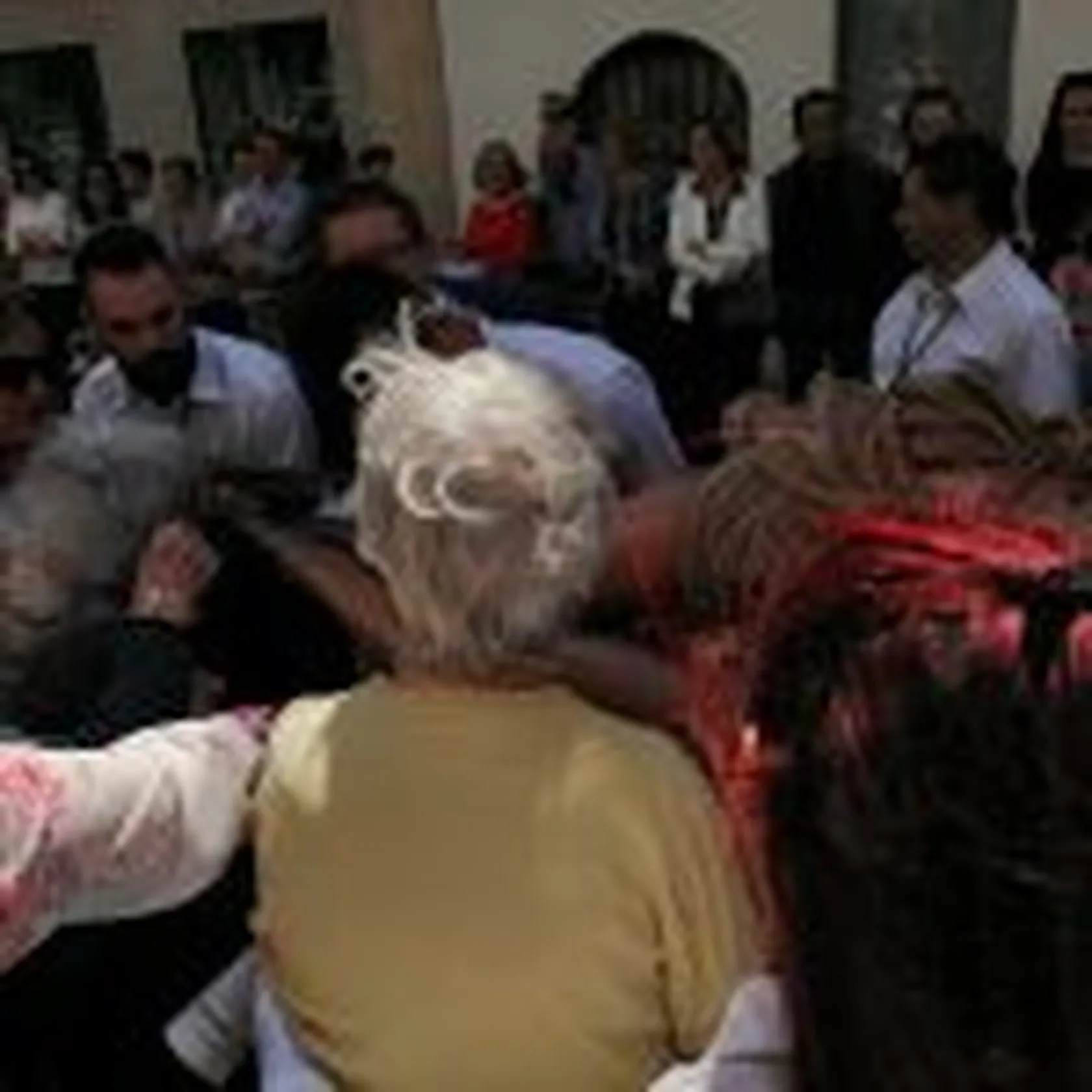 BESO-AL-CRISTO-DE-LOS-ENFERMOS-1-150x150.jpg