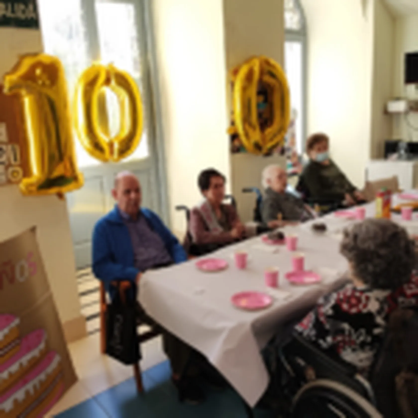 cumpleanos-DomusVi-100-anos-4-150x150.png