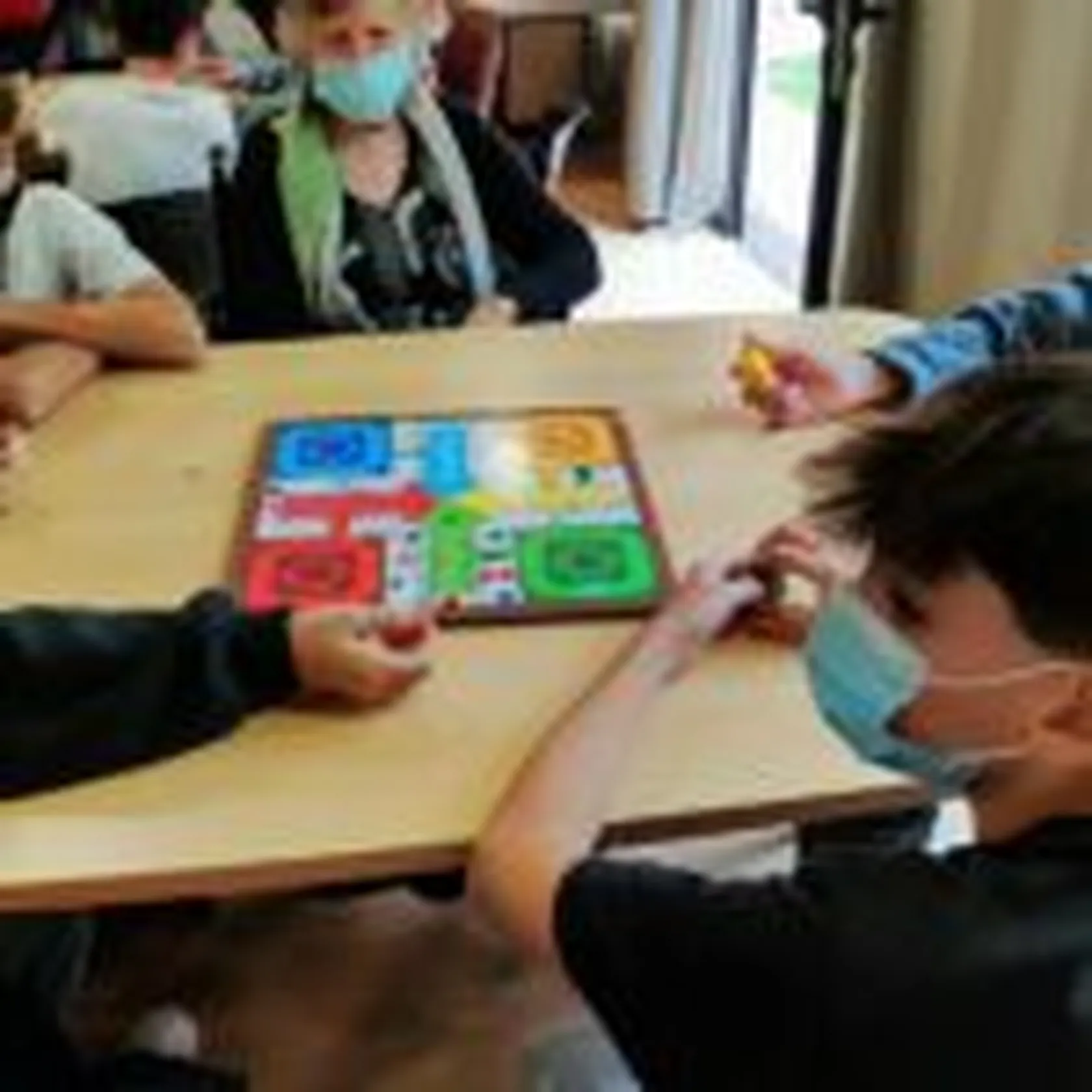 domusVi-La-Salut-Juegos-5-150x150.jpg