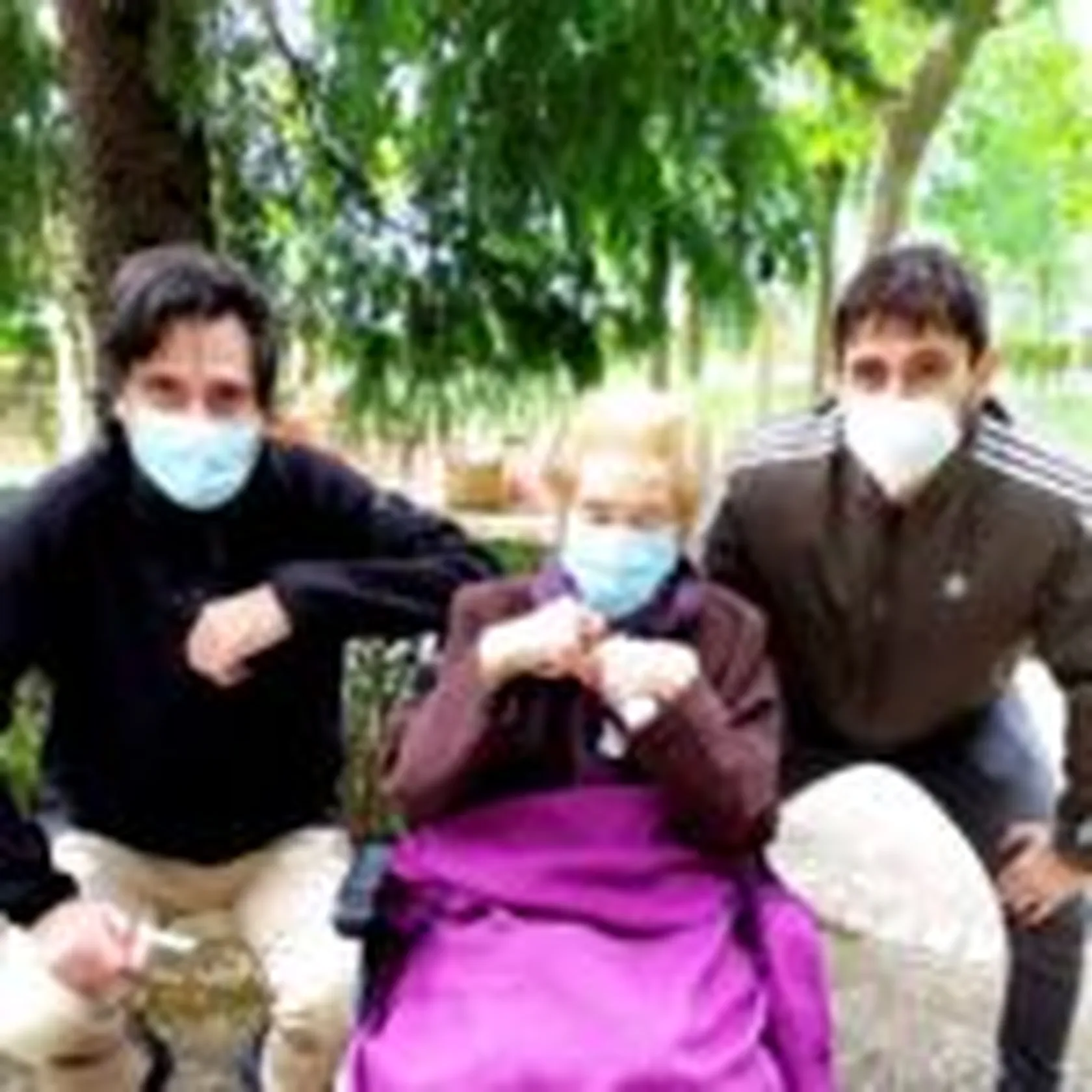 Familia-2-150x150.jpg