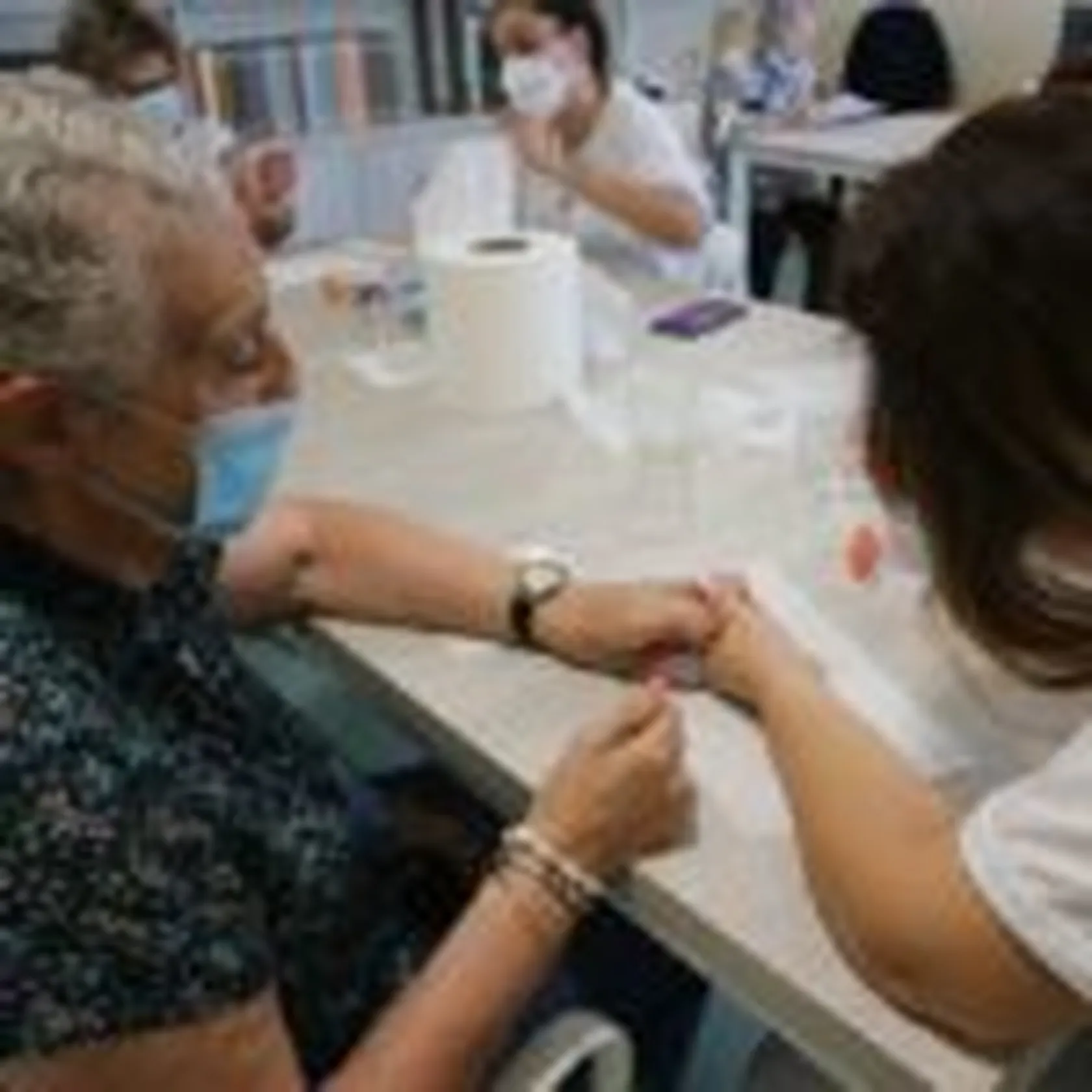 Taller-de-manicura-DomusVi-Santa-Pola-5-150x150.jpg