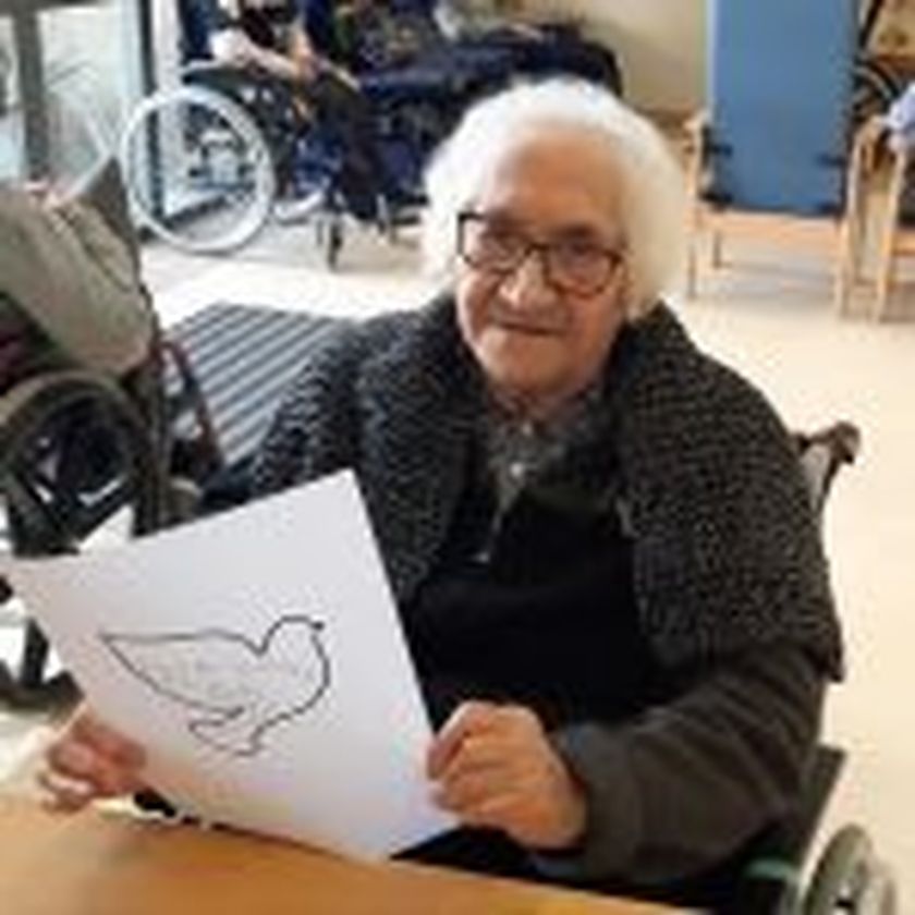 Residente-con-paloma-de-la-paz-150x150.jpg