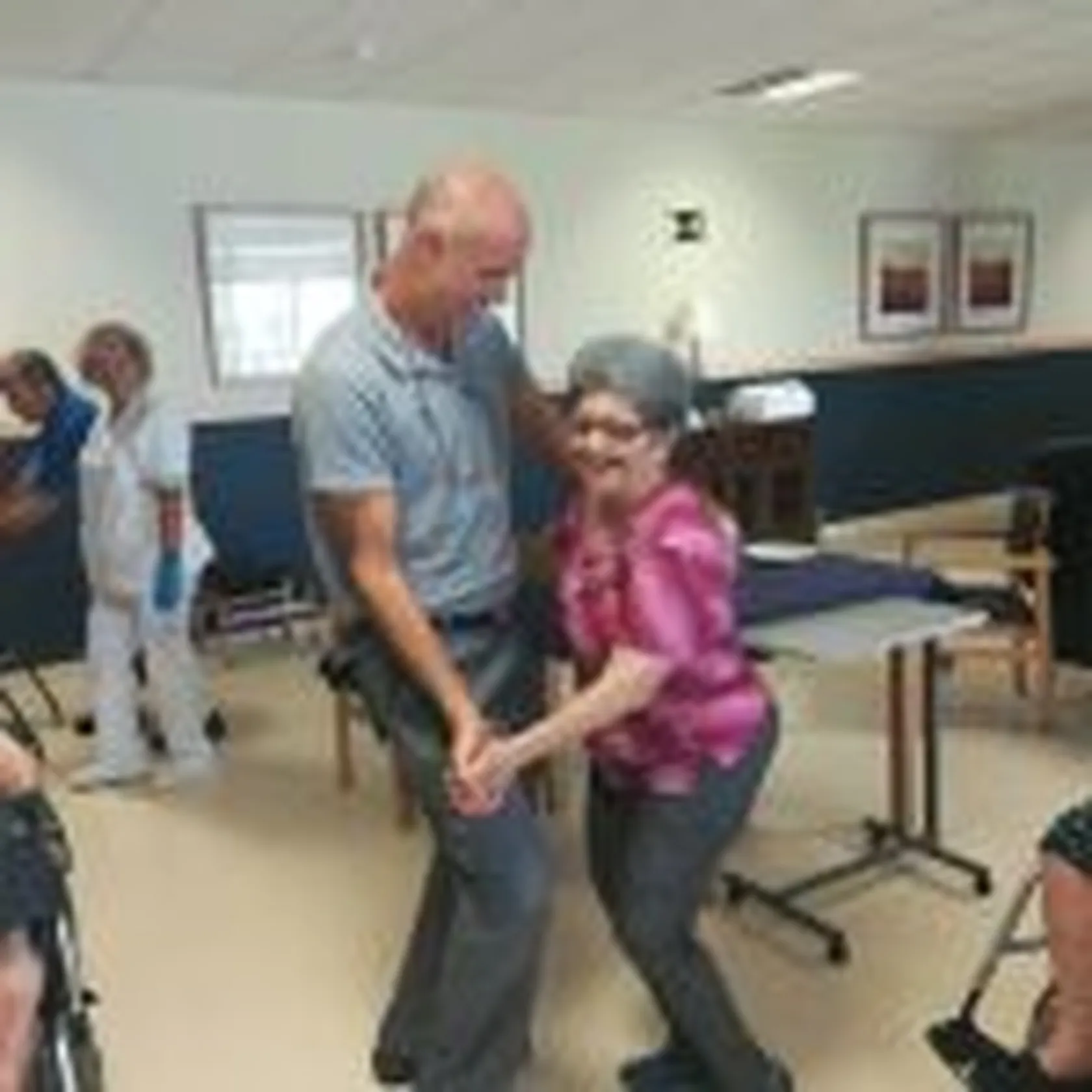 EL-BAILE-150x150.jpg