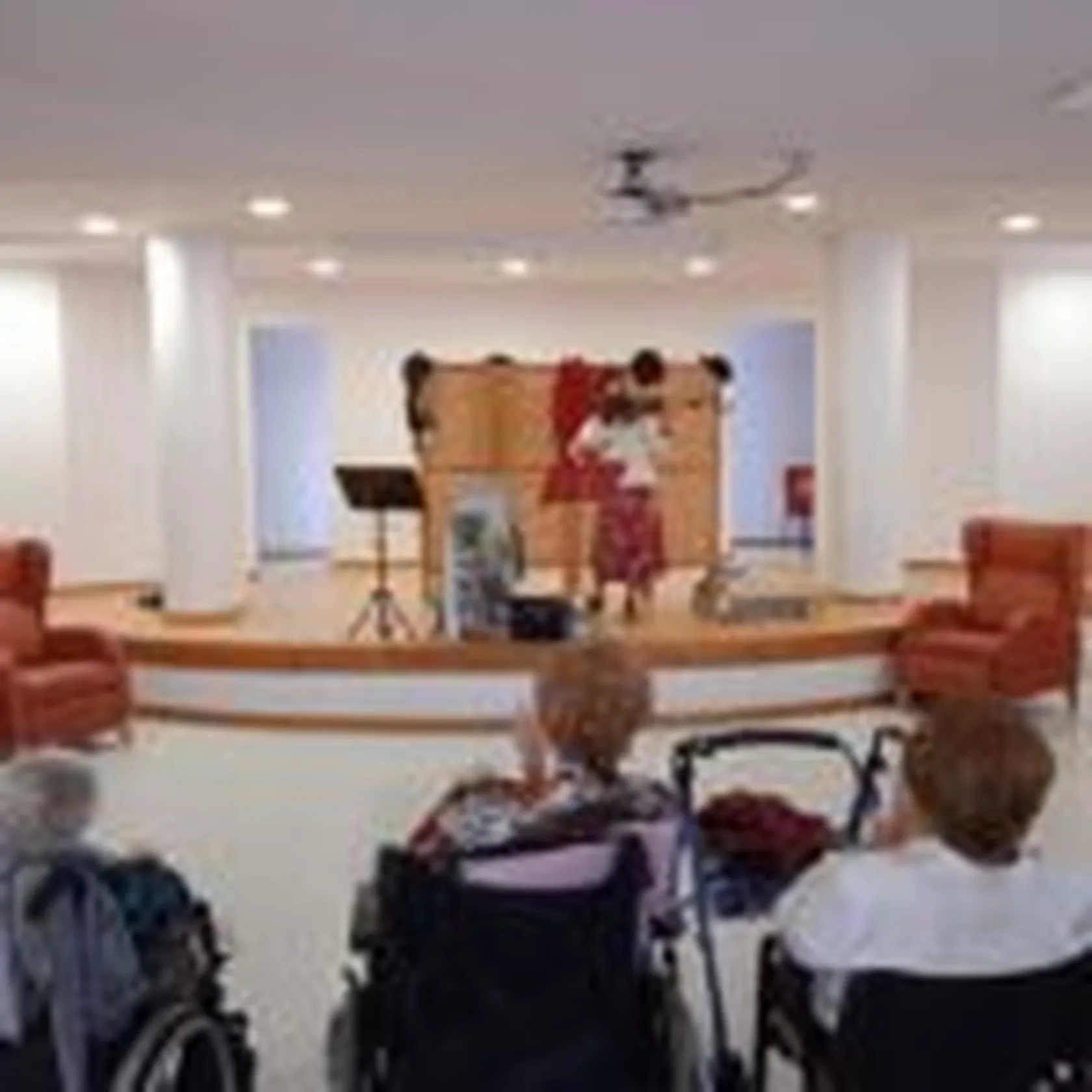 santos-05-150x150.jpg