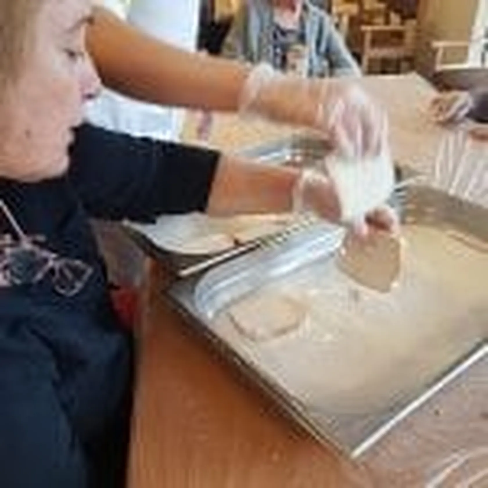 Cocinamos-torrijas-en-DomusVi-Alcalá-de-Guadaíra-150x150.jpg