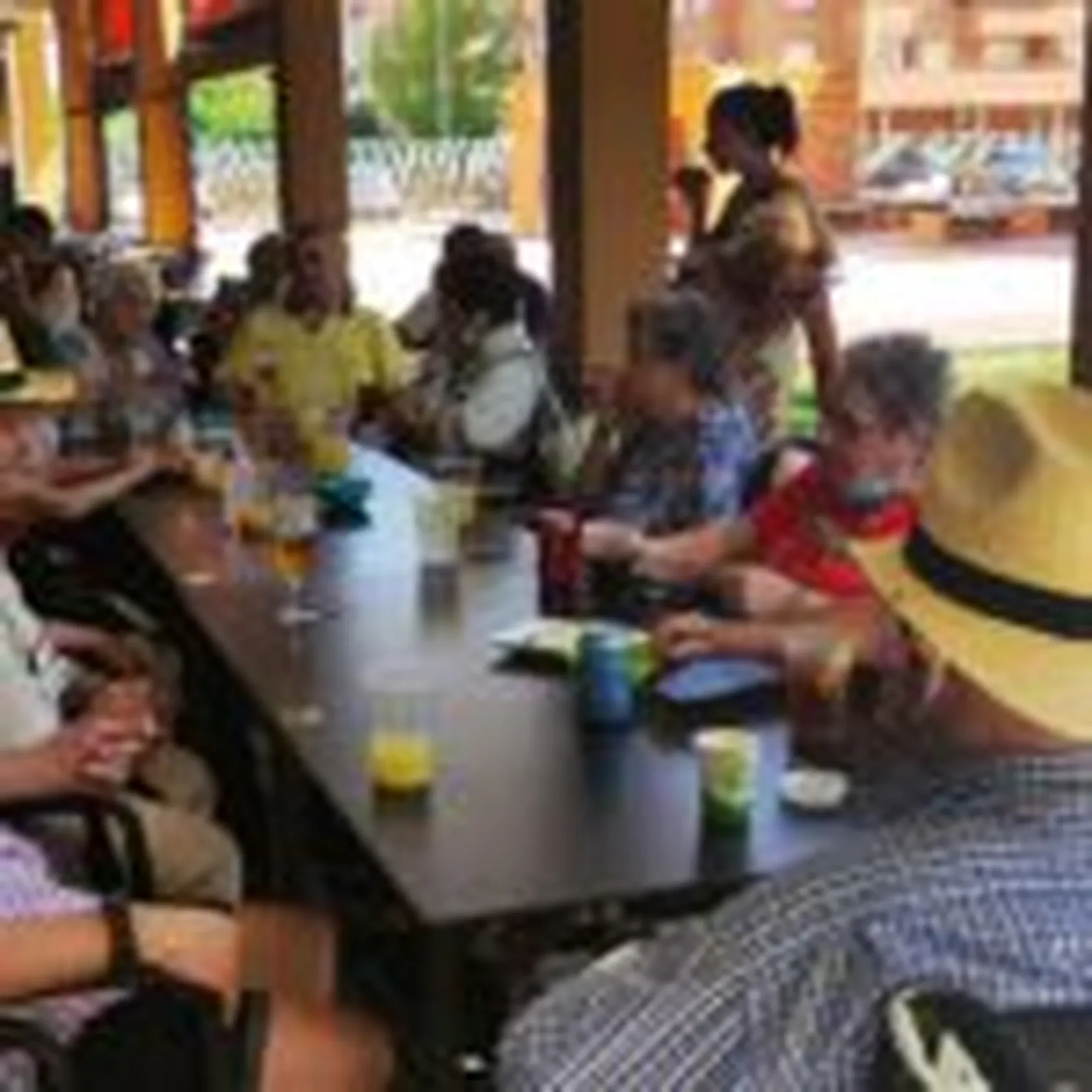 Salida-barrio-1-min-150x150.jpg
