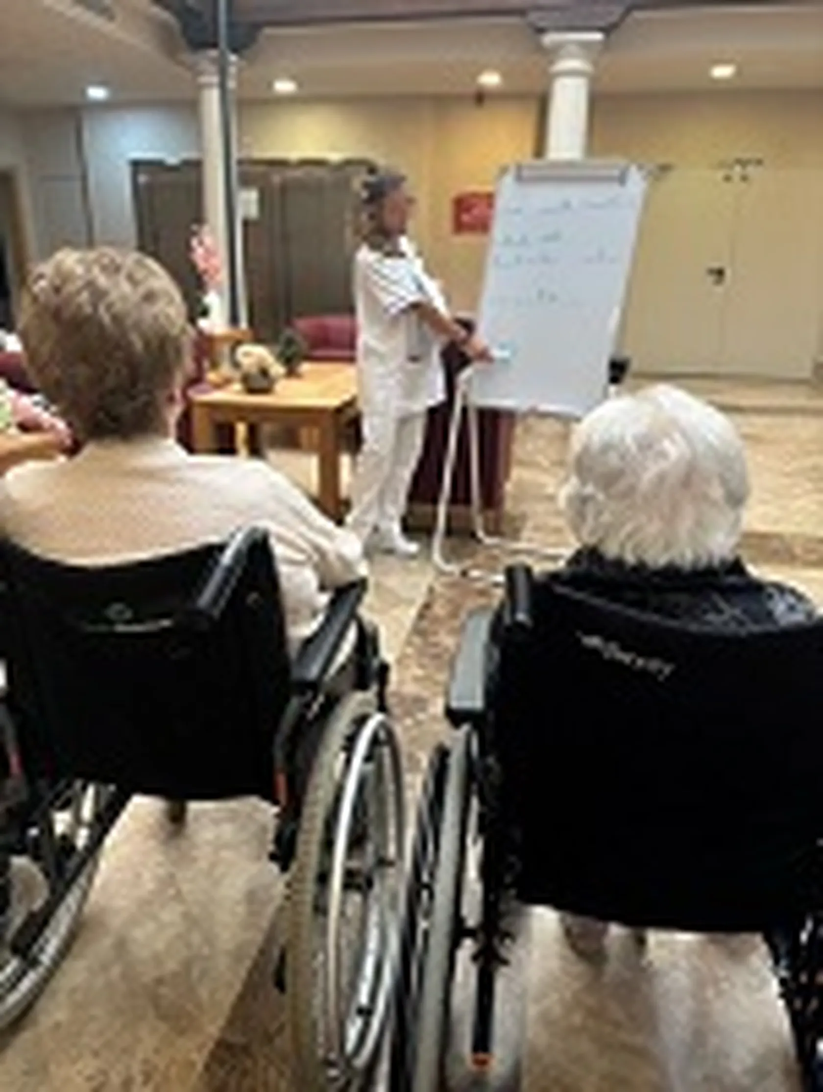 e2480a0b-b454-4165-b0bb-e3f4e49adfbd.jpg