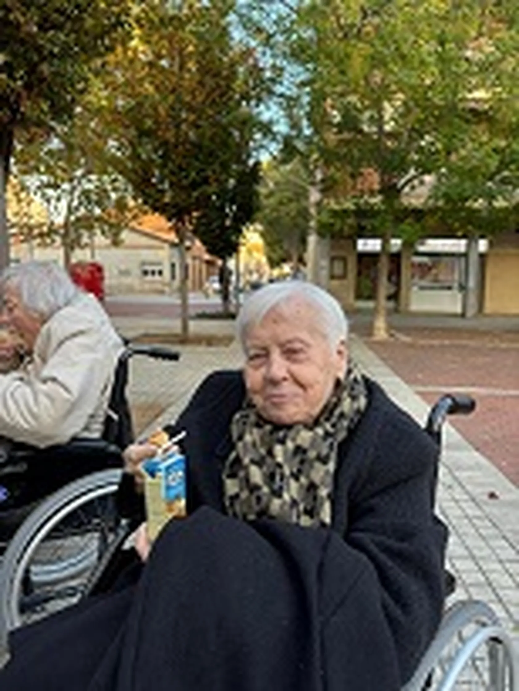 5aba1c6c-fa3c-4dcc-9666-231ca028bdf8.jpg