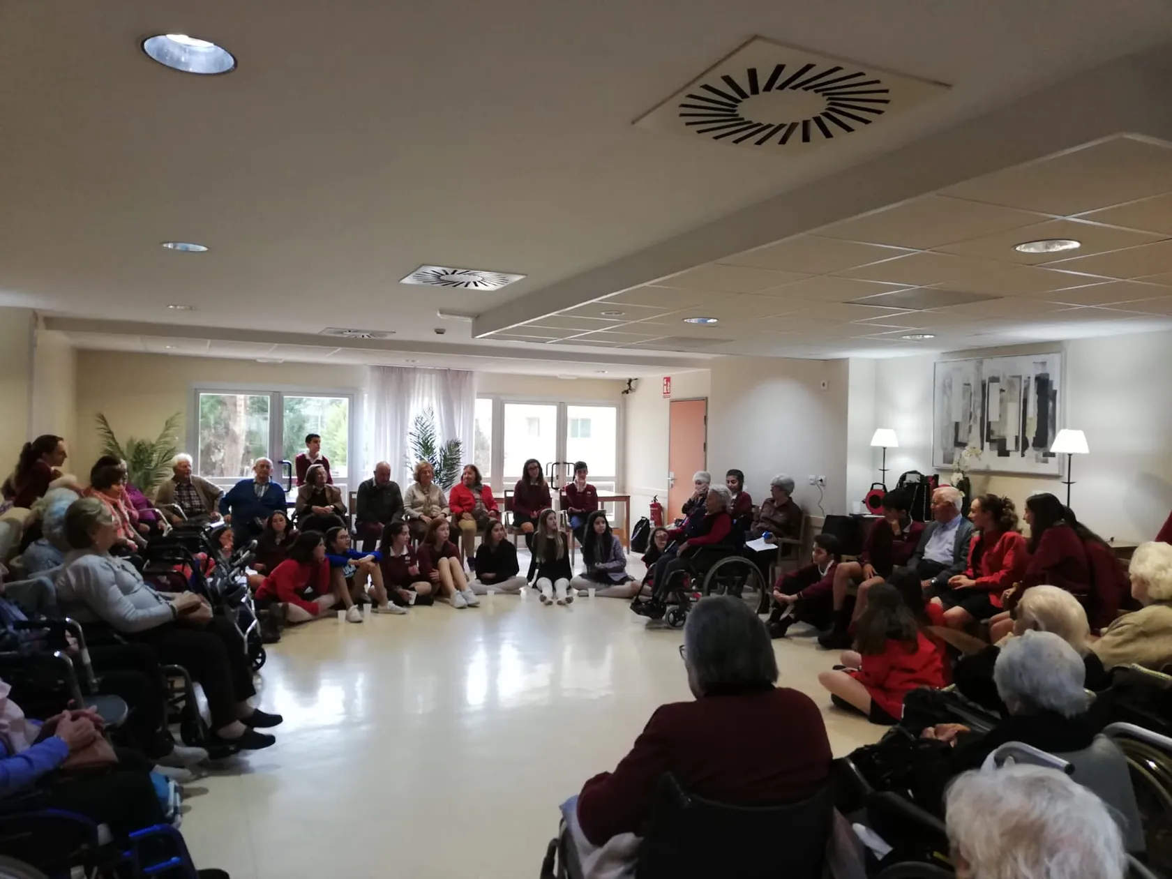 Actv.-Intergeneracional-Agustinos-Babel-portada.jpg