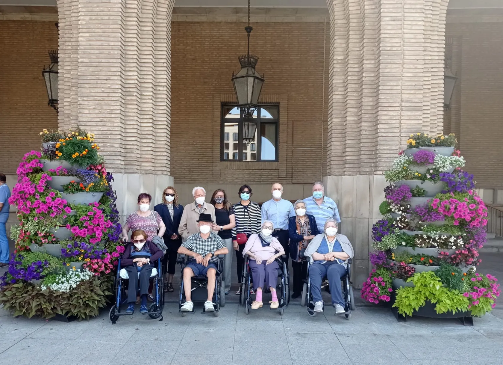 flores-ayto-zalfonada-min.jpg