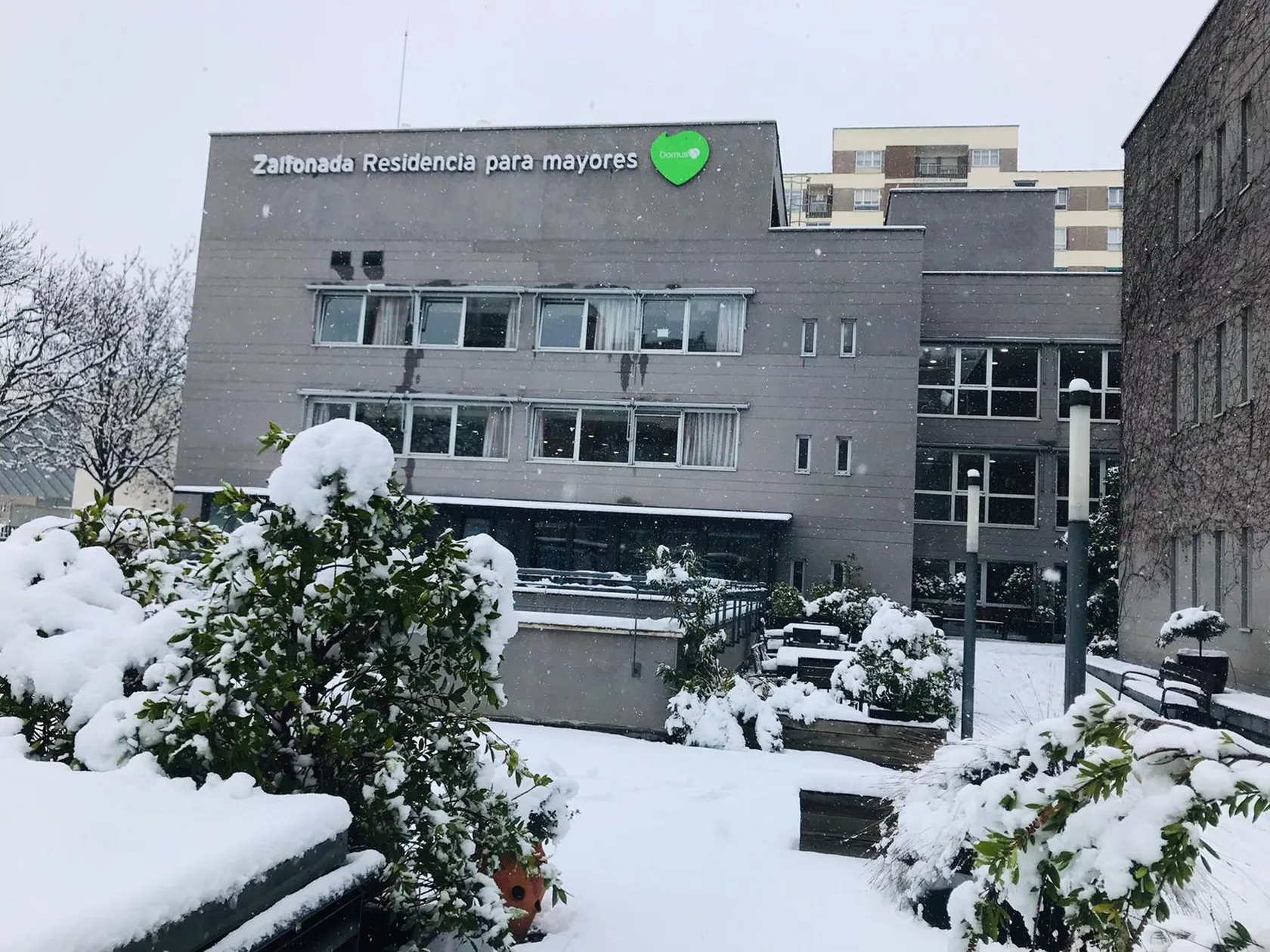 Cartel-Resi-nevado.jpg