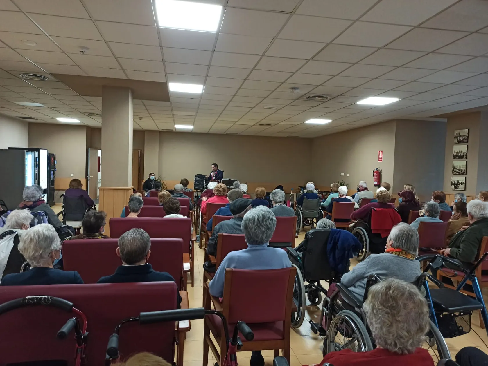 cumpleanos-enero-domusvi-VALDEMORO-3.jpg